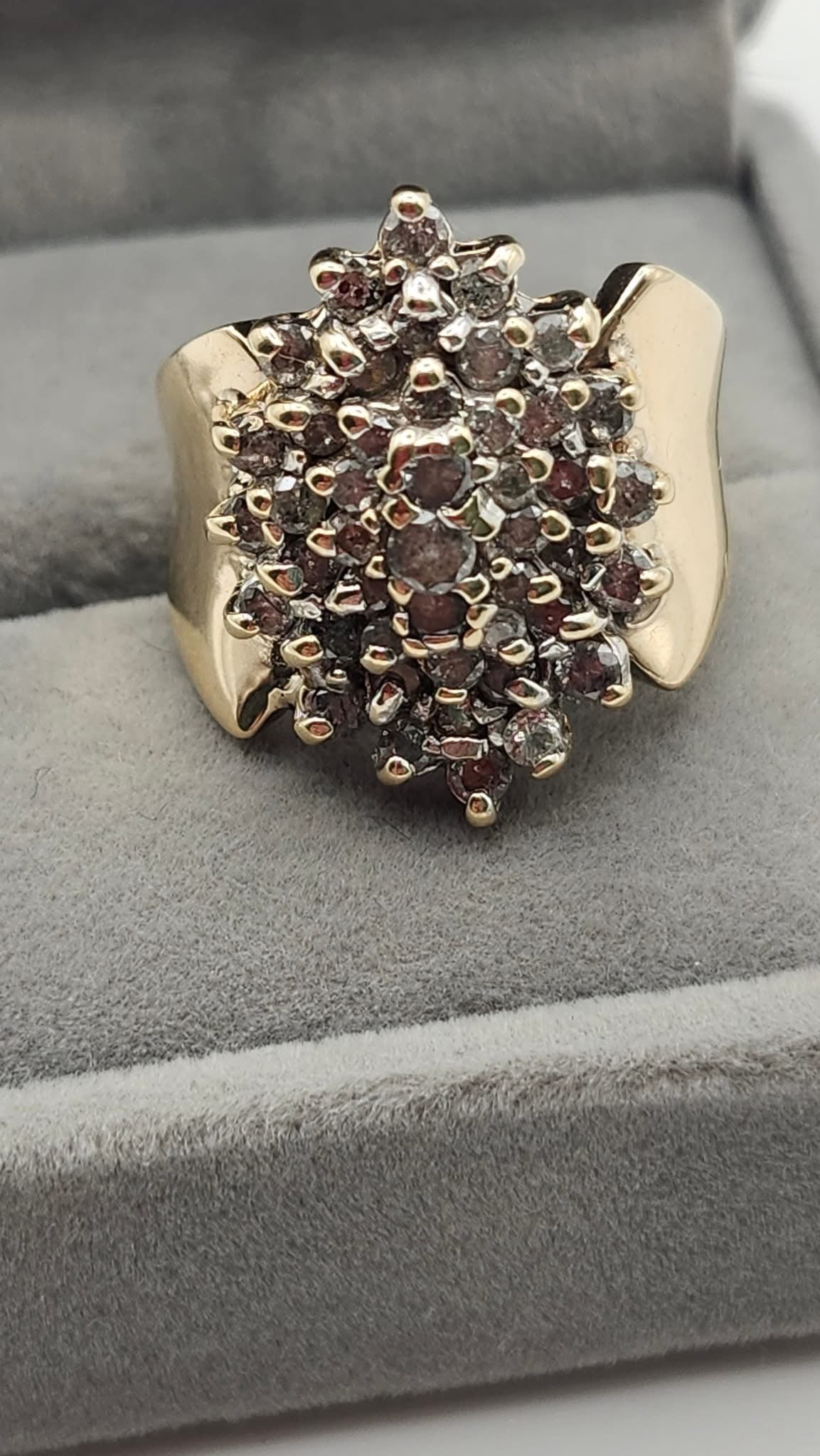 10K Diamond Ring Size8