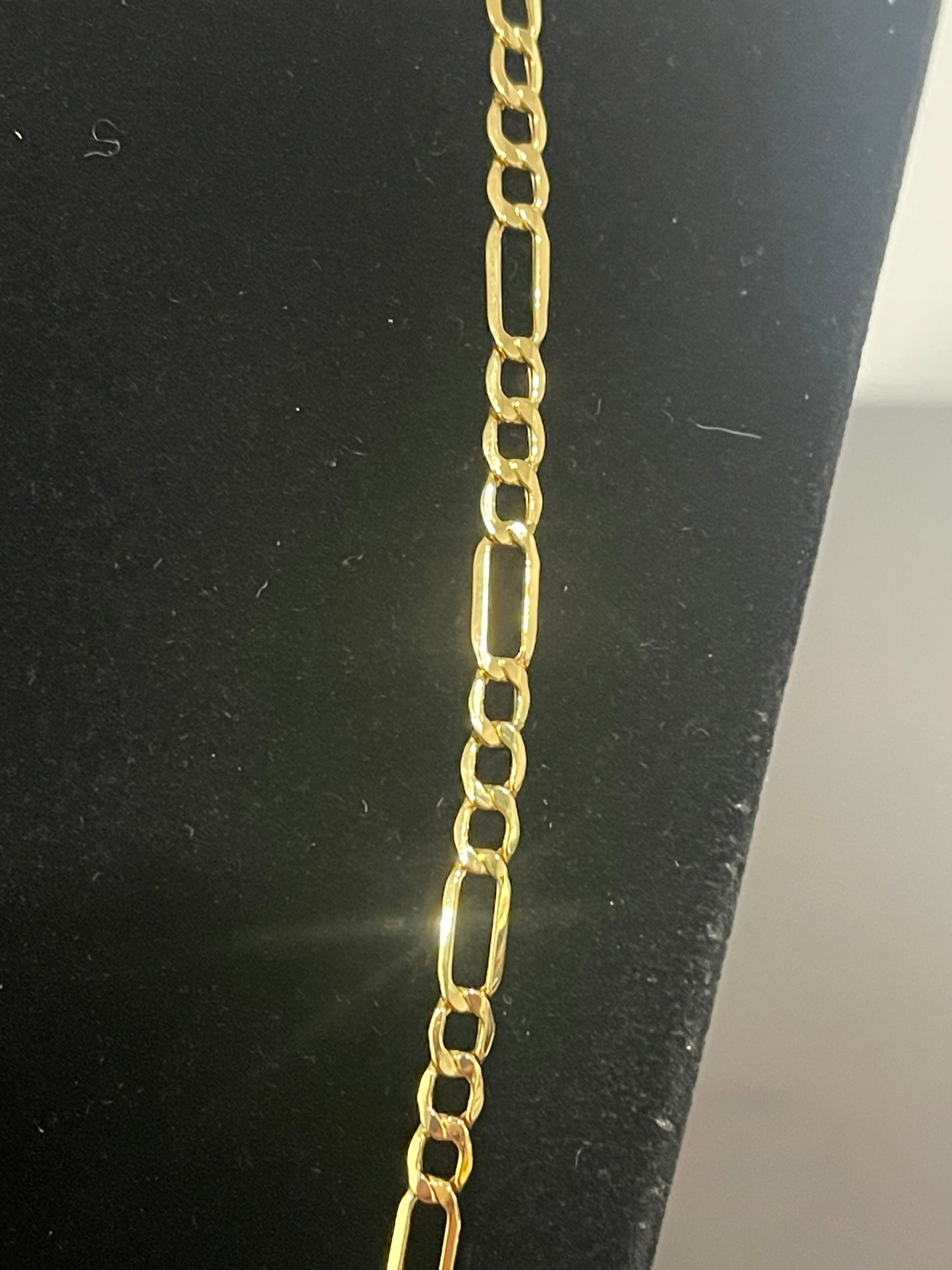 Authentic 10K Gold 22” Figaro Chain 6.12g