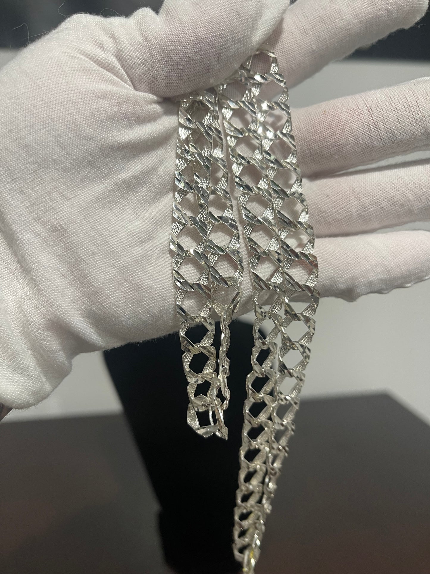 Silver DC Curb Chain 28”