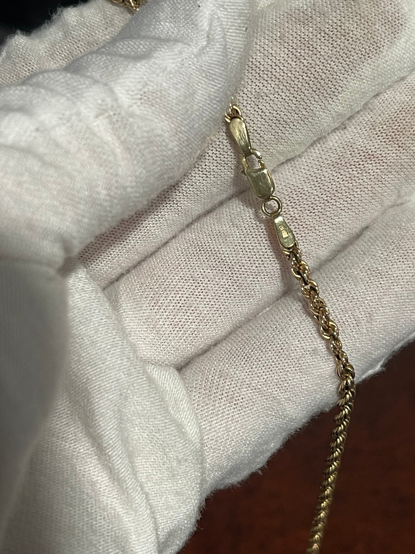 10K Solid Rope Chain 25”