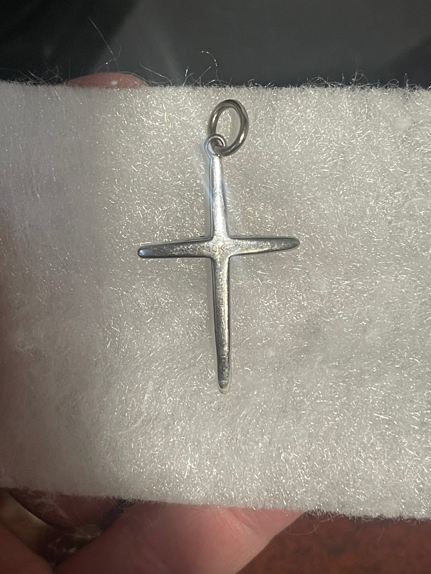 10K White Gold Diamond Pendant