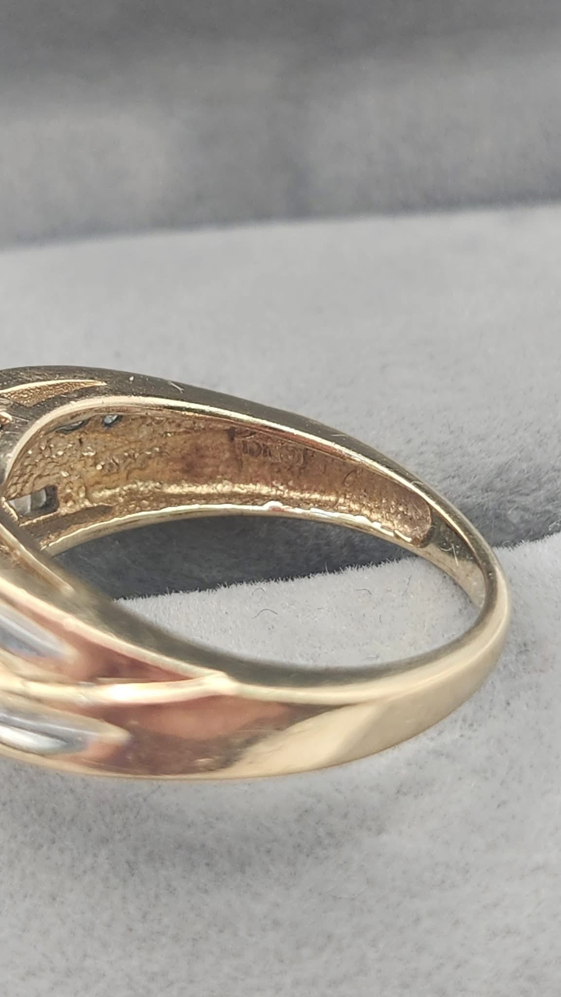 10K Baguette Diamond Ring