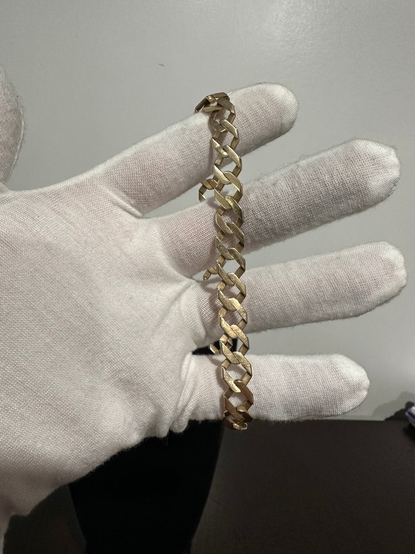 10K Curb Bracelet 9.25”