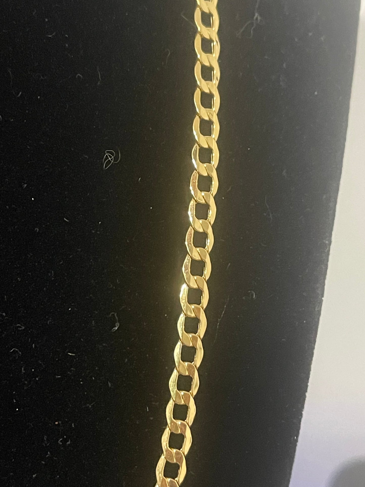 10k Gold 22” Curb Chain