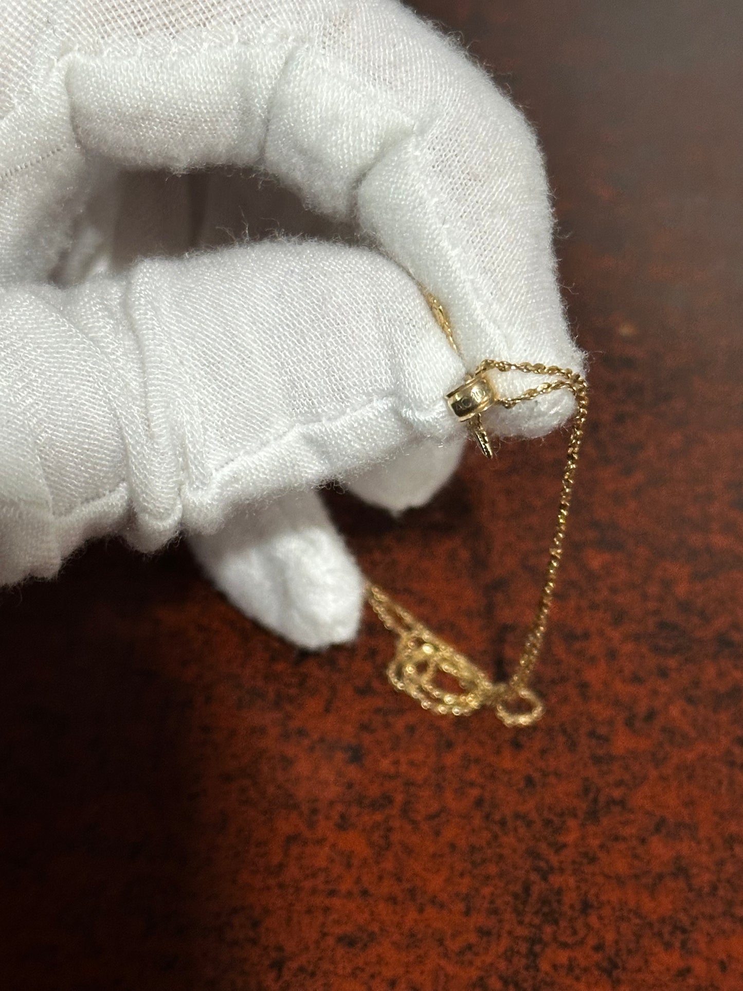 10K “Taurus” Pendant & 21.75” Spiral Chain