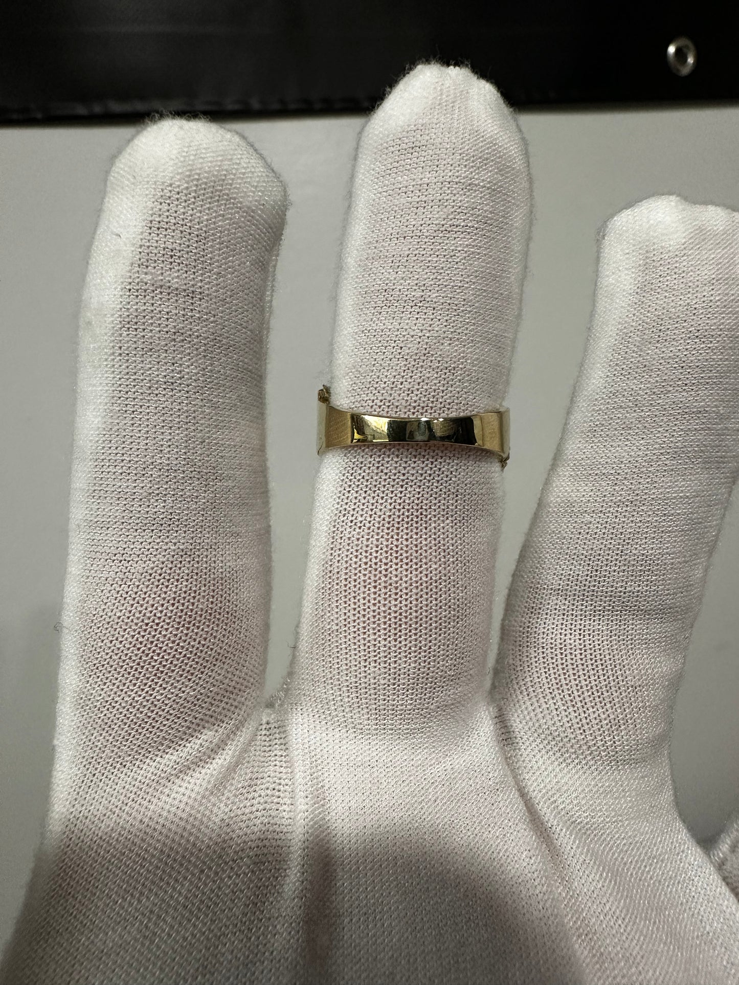 10K Nugget DC Cross Ring Size 8.5