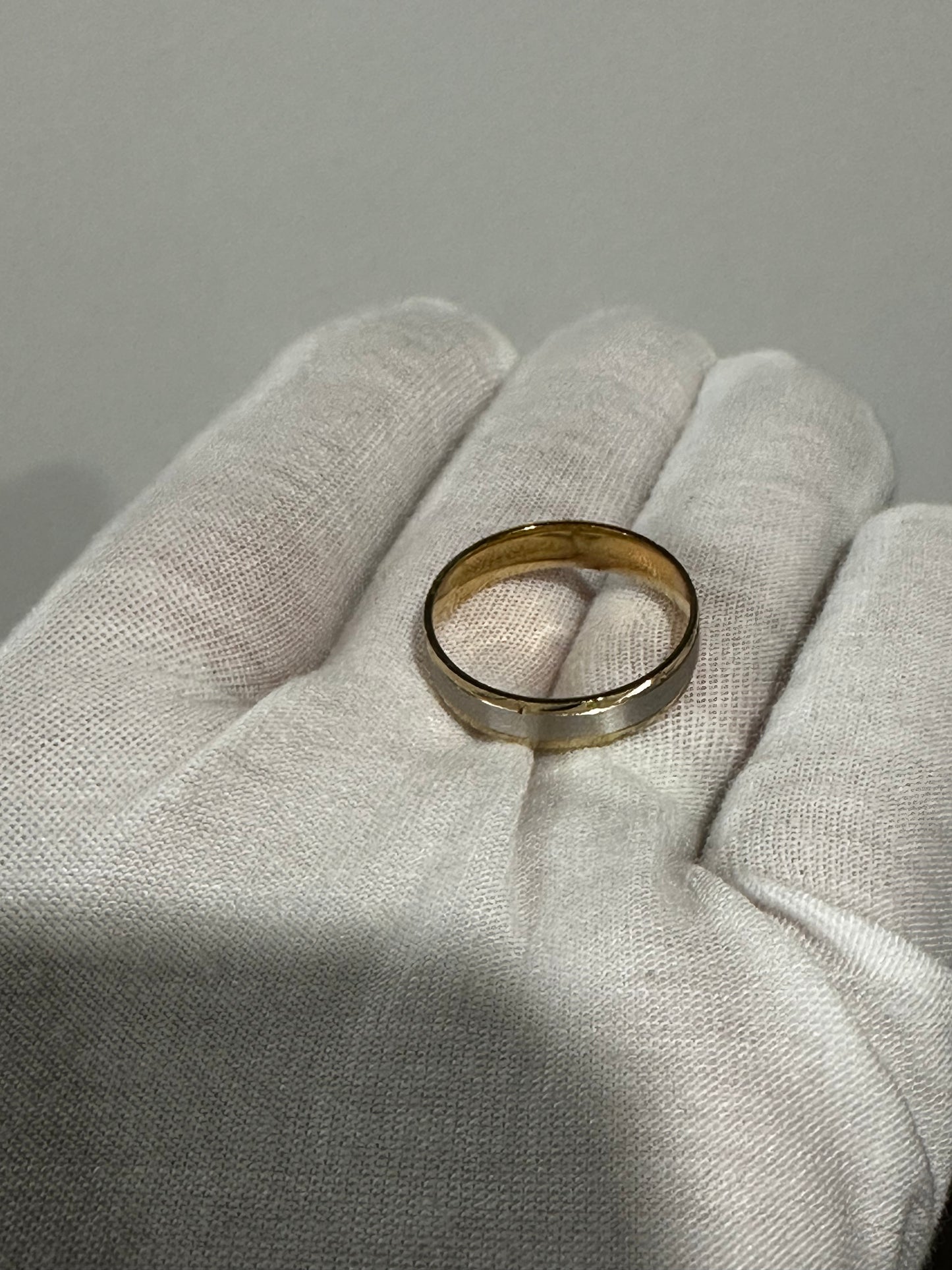 10K White/Yellow Gold Ring Size 10