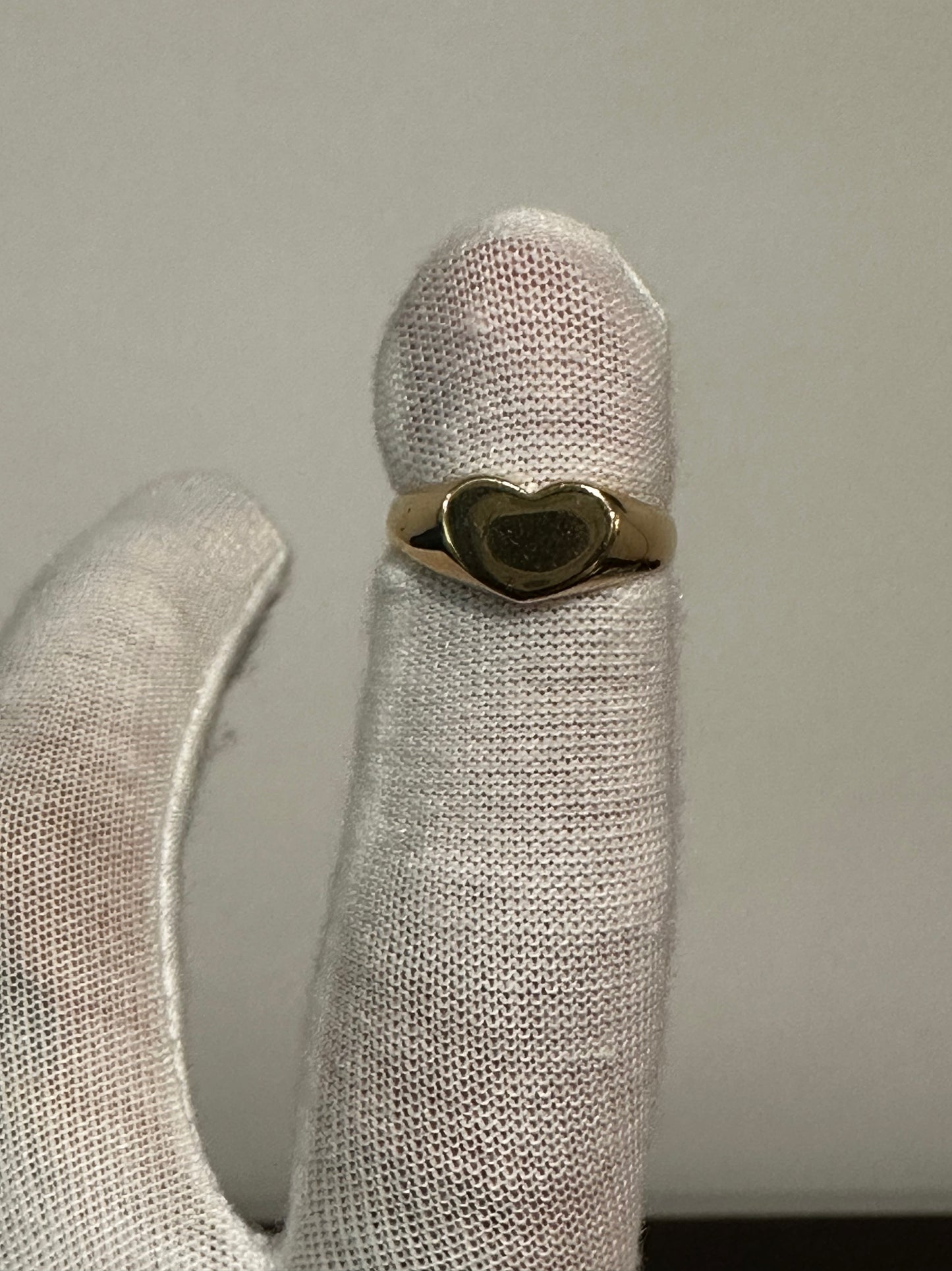 10K Gold Heart Ring Size 5