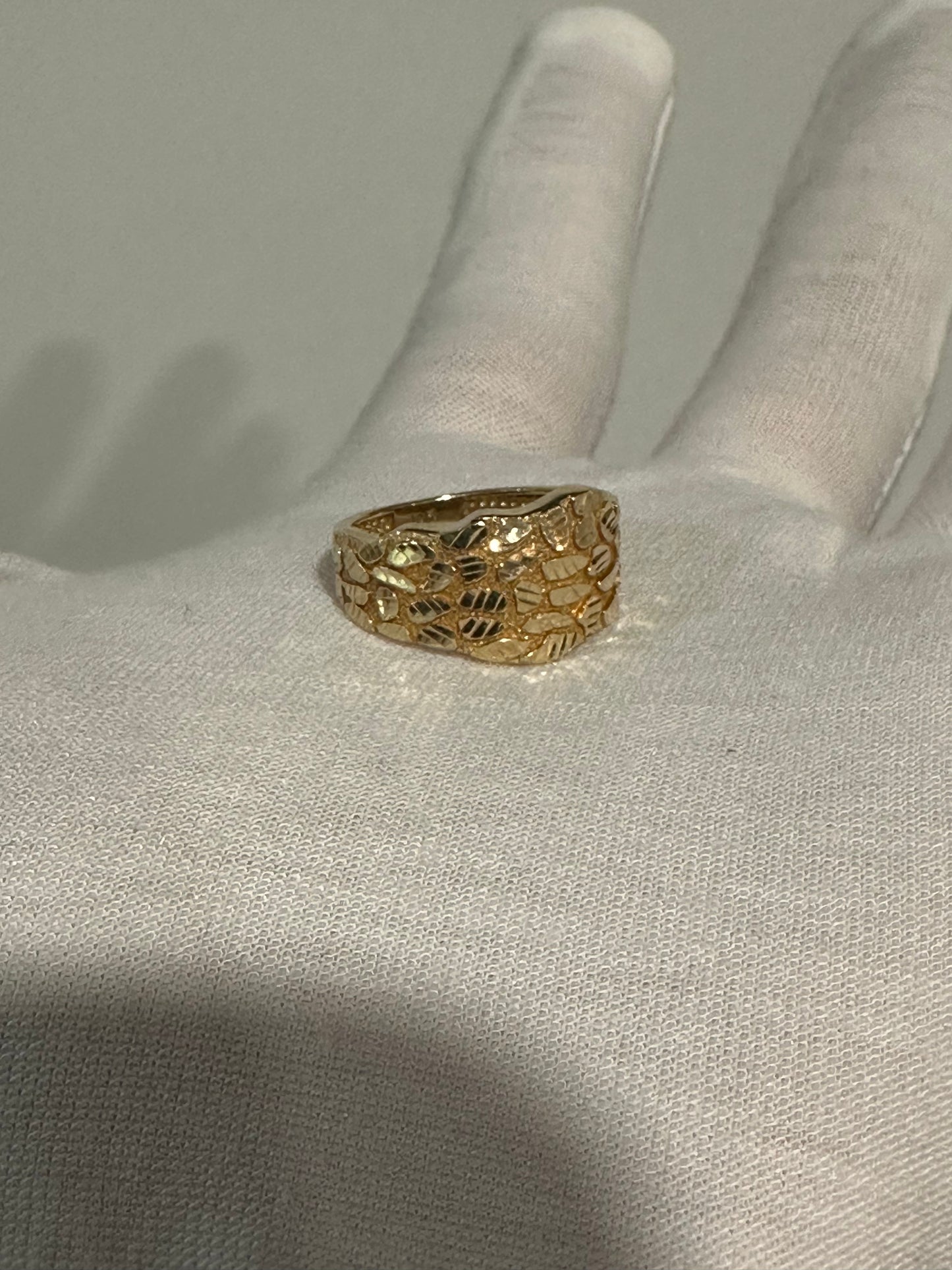 10K Gold Nugget Ring Size 6.75