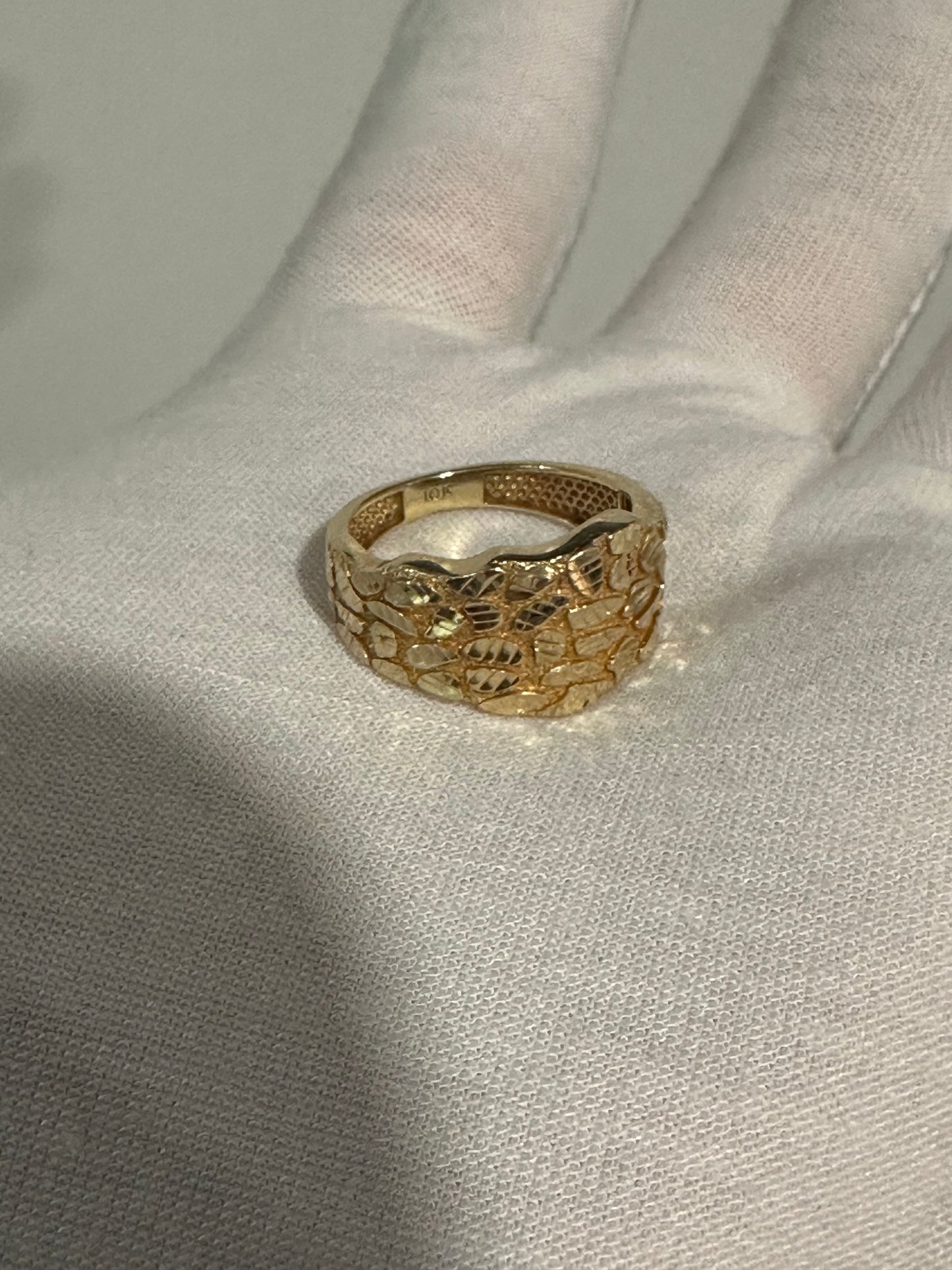 10K Gold Nugget Ring Size 6.75