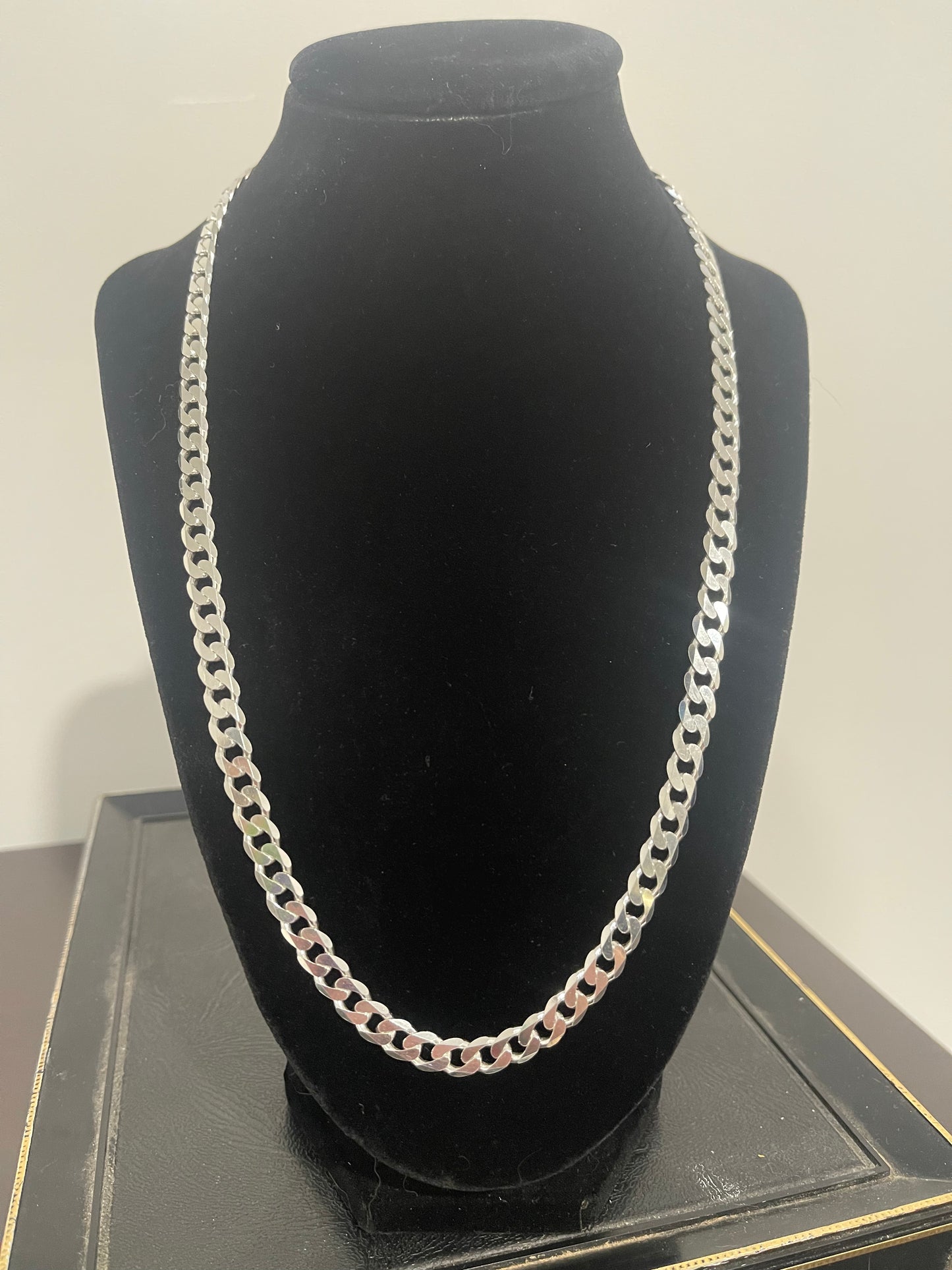 Authentic 925 Italian Silver 22” Cuban Link 33.46g