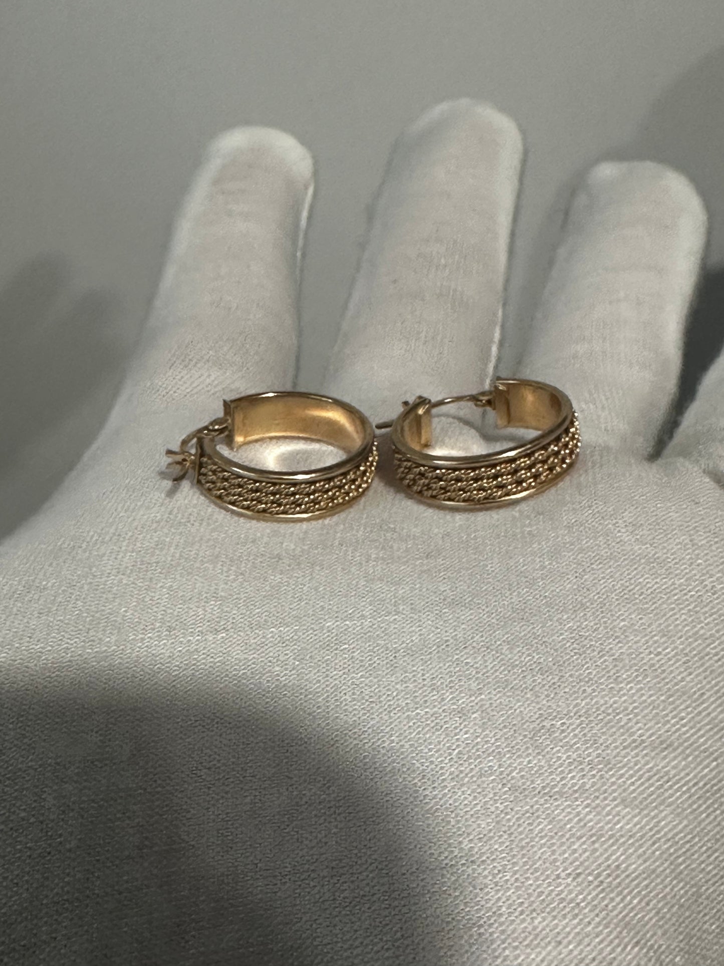 10K Gold Hoops Earrings