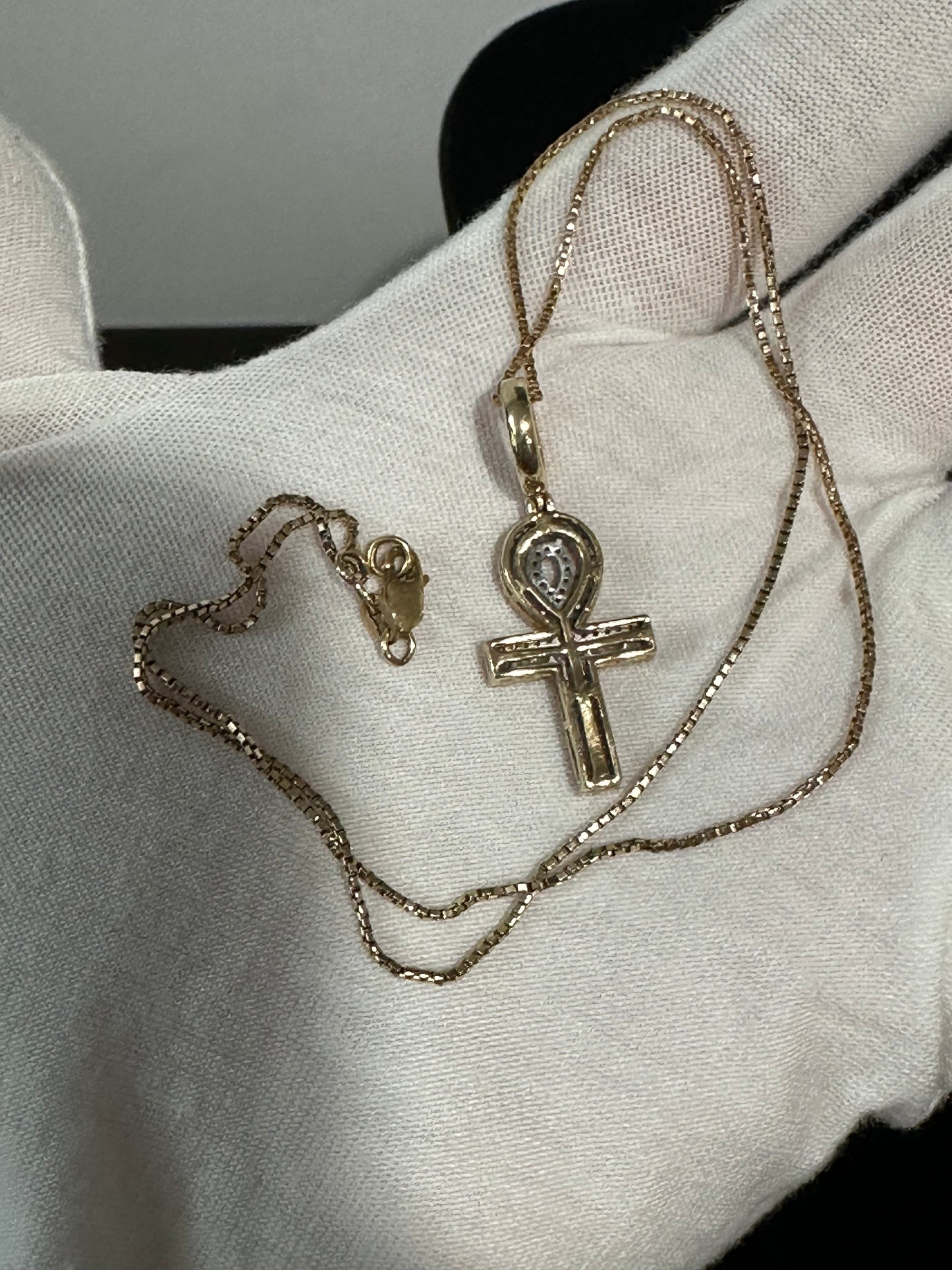 10K Diamond Ankh Pendant & Box Chain 17 3/8”