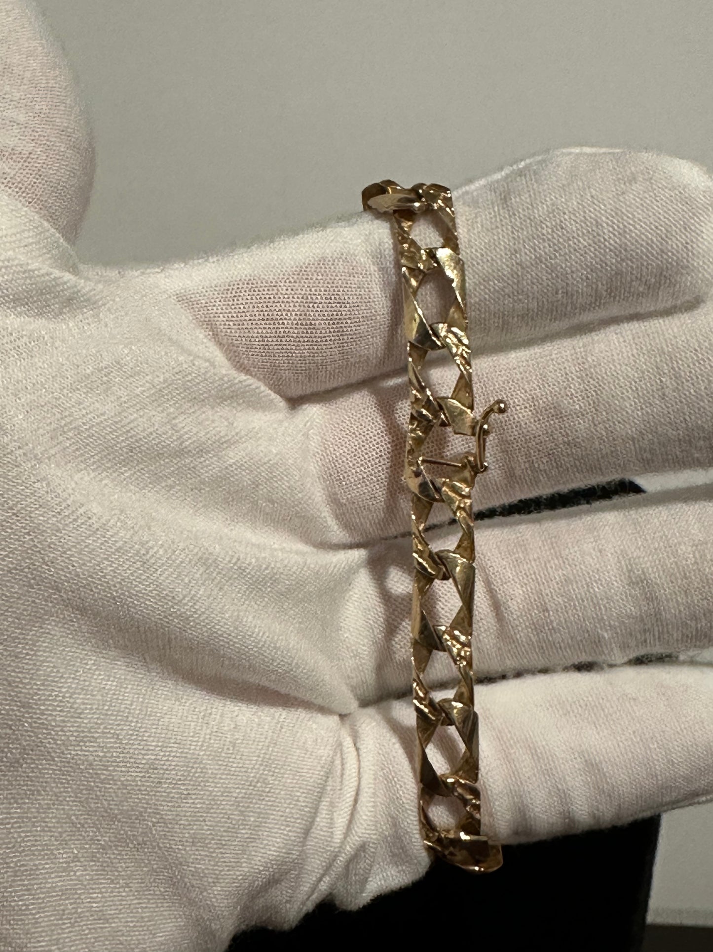 10K Gold Nugget Bracelet 8”