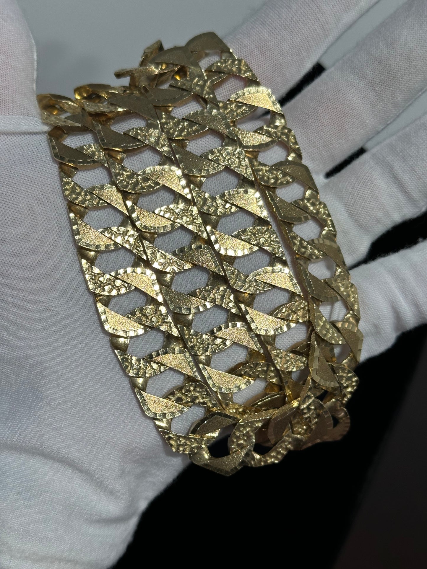 10K Diamond Cut Nugget Chain 26”
