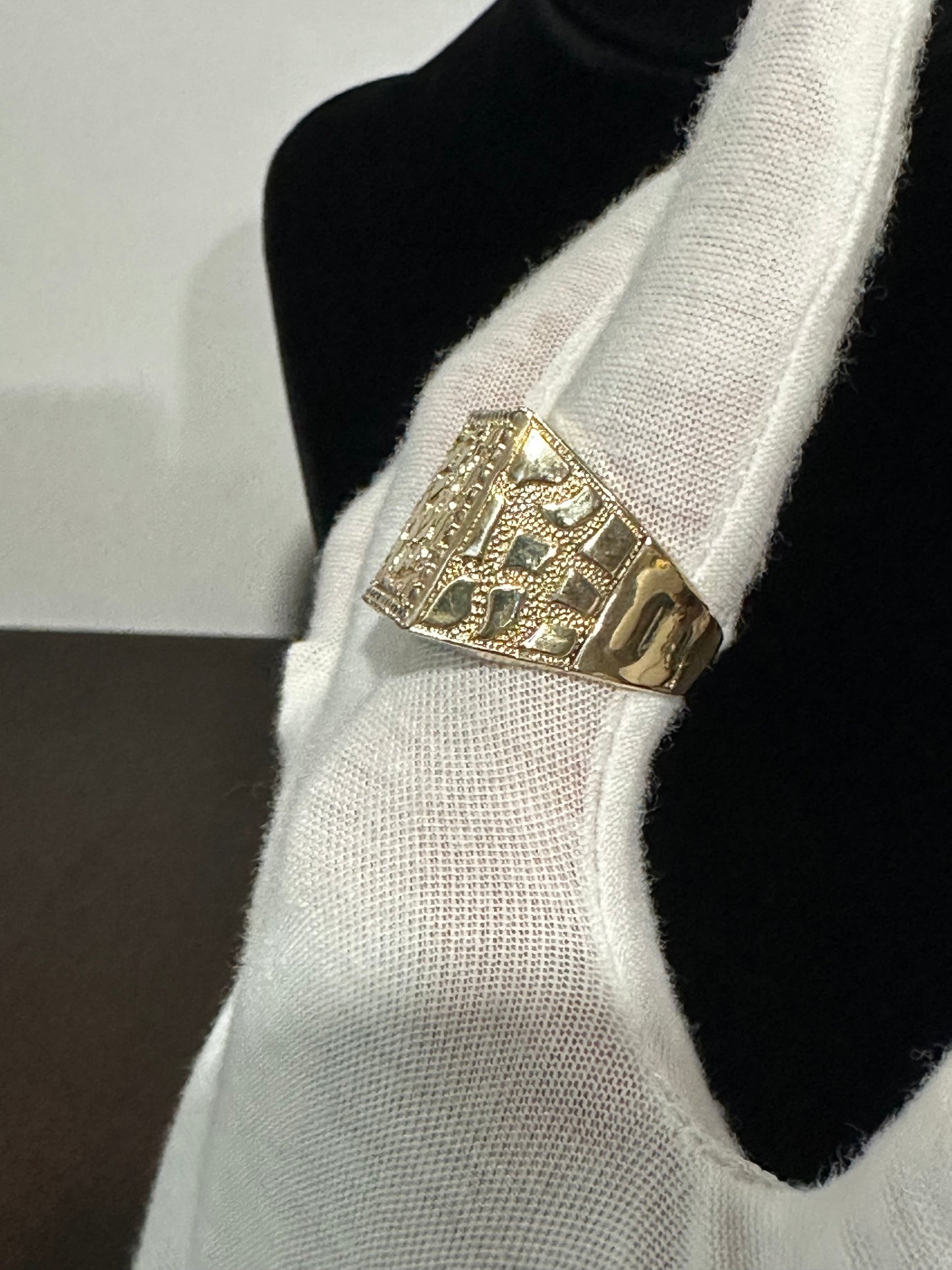 10K Gold CZ Nugget Ring Size 11