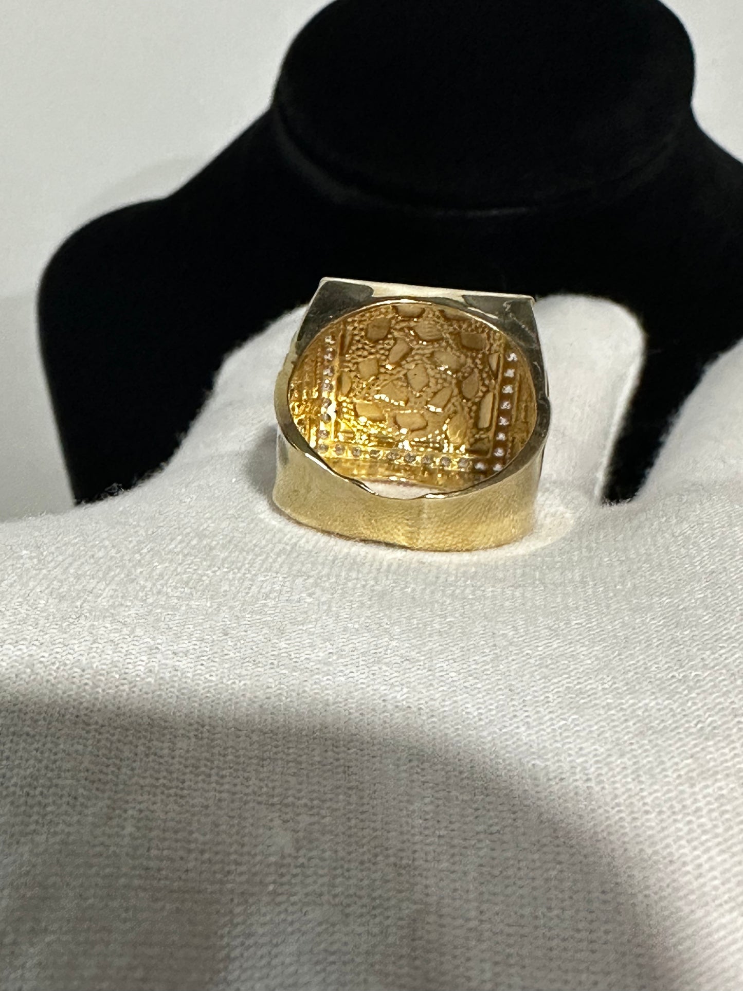 10K Gold CZ Nugget Ring Size 11