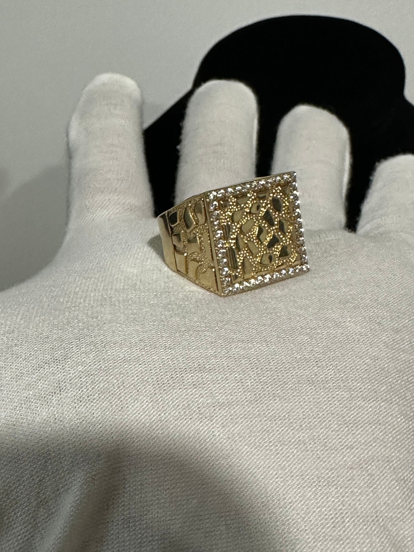 10K Gold CZ Nugget Ring Size 11