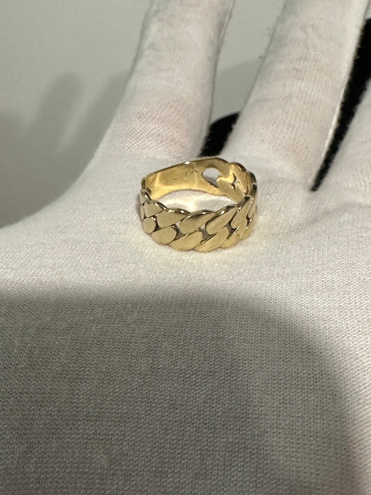 10K Cuban Link Ring Size 8