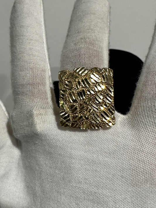 10K Nugget Ring Size 11.5