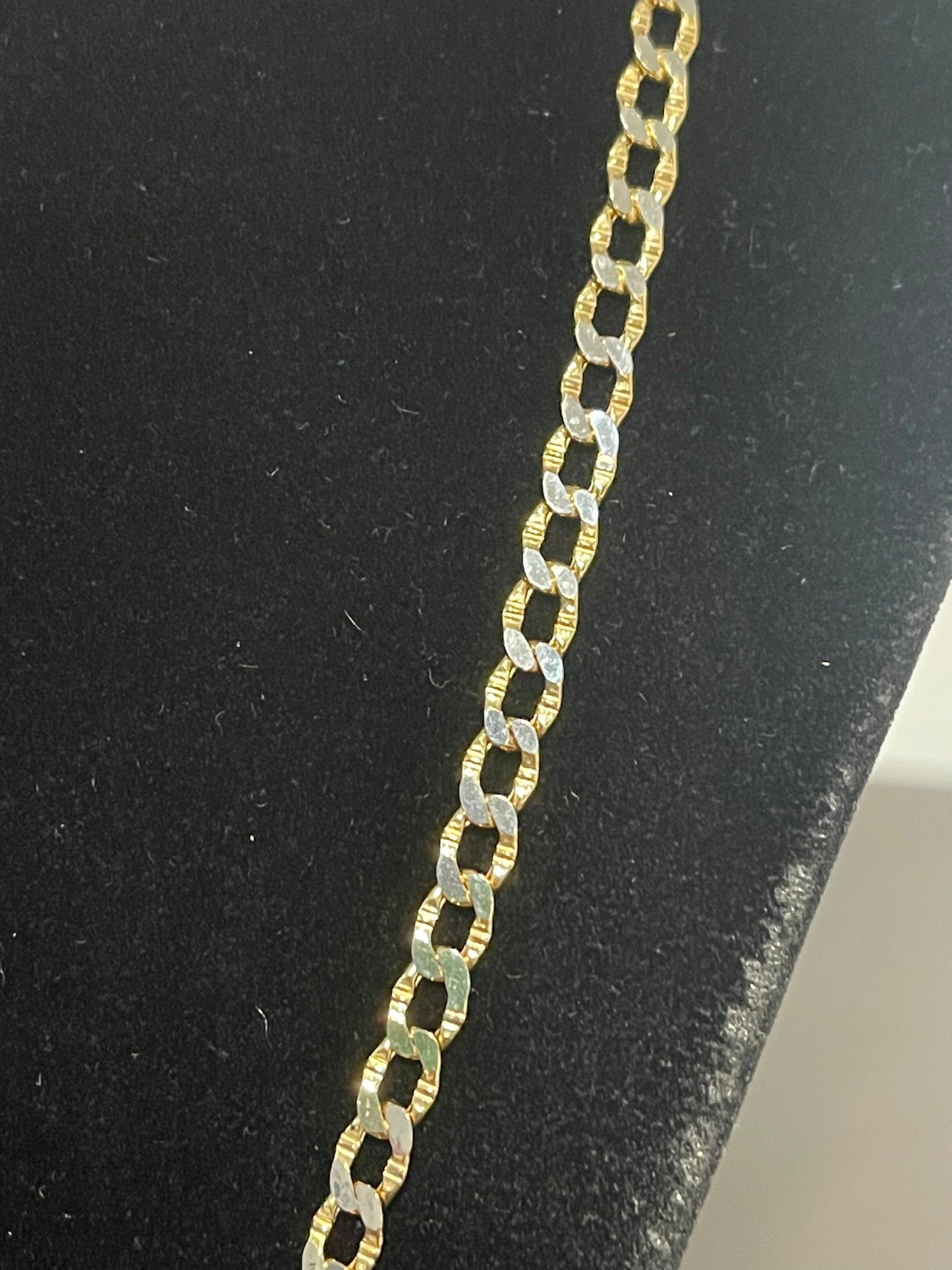 10K Diamond Cut Curb 20”