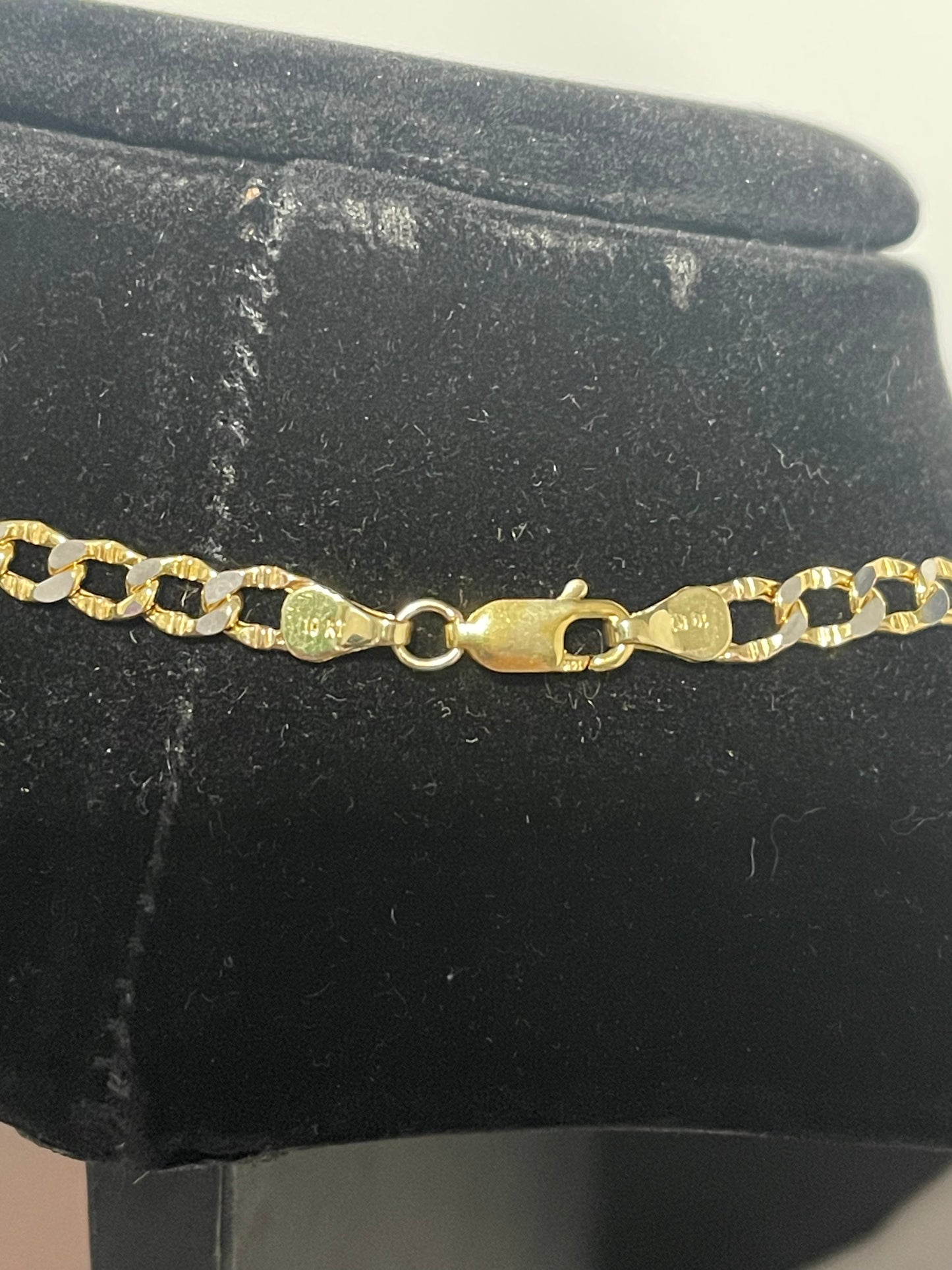 10K Diamond Cut Curb 20”