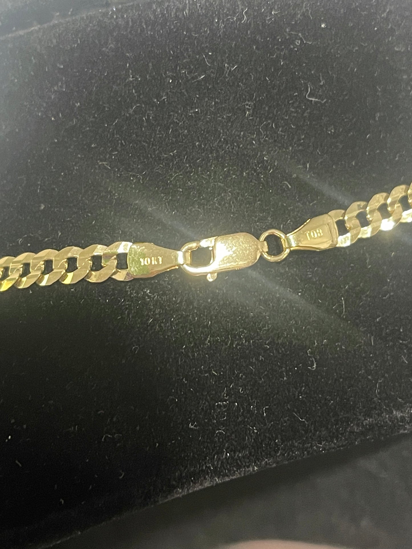 10K Solid Curb Chain 18”