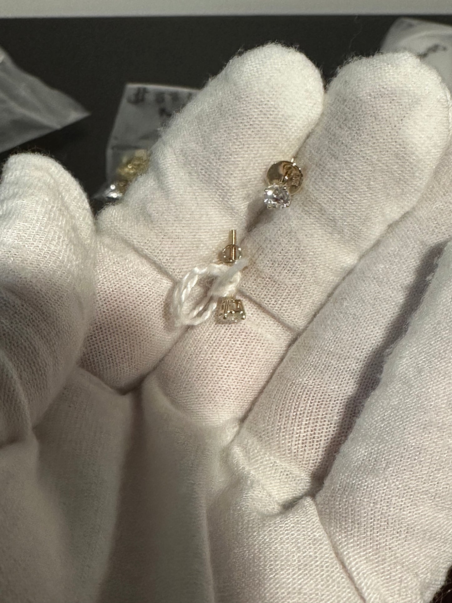 14K VVS 0.57ct Studs