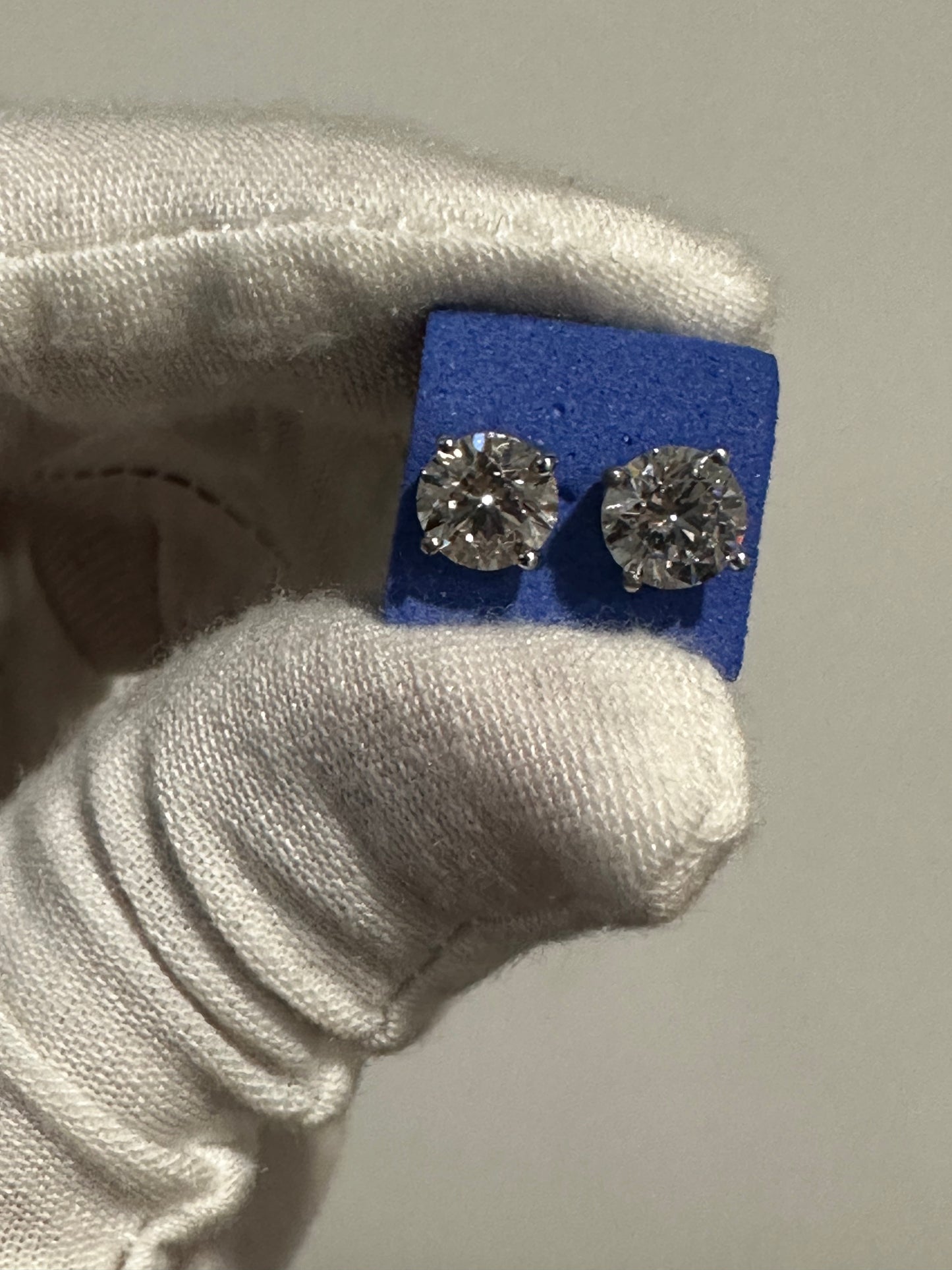 14K VVS 2.03ct Studs