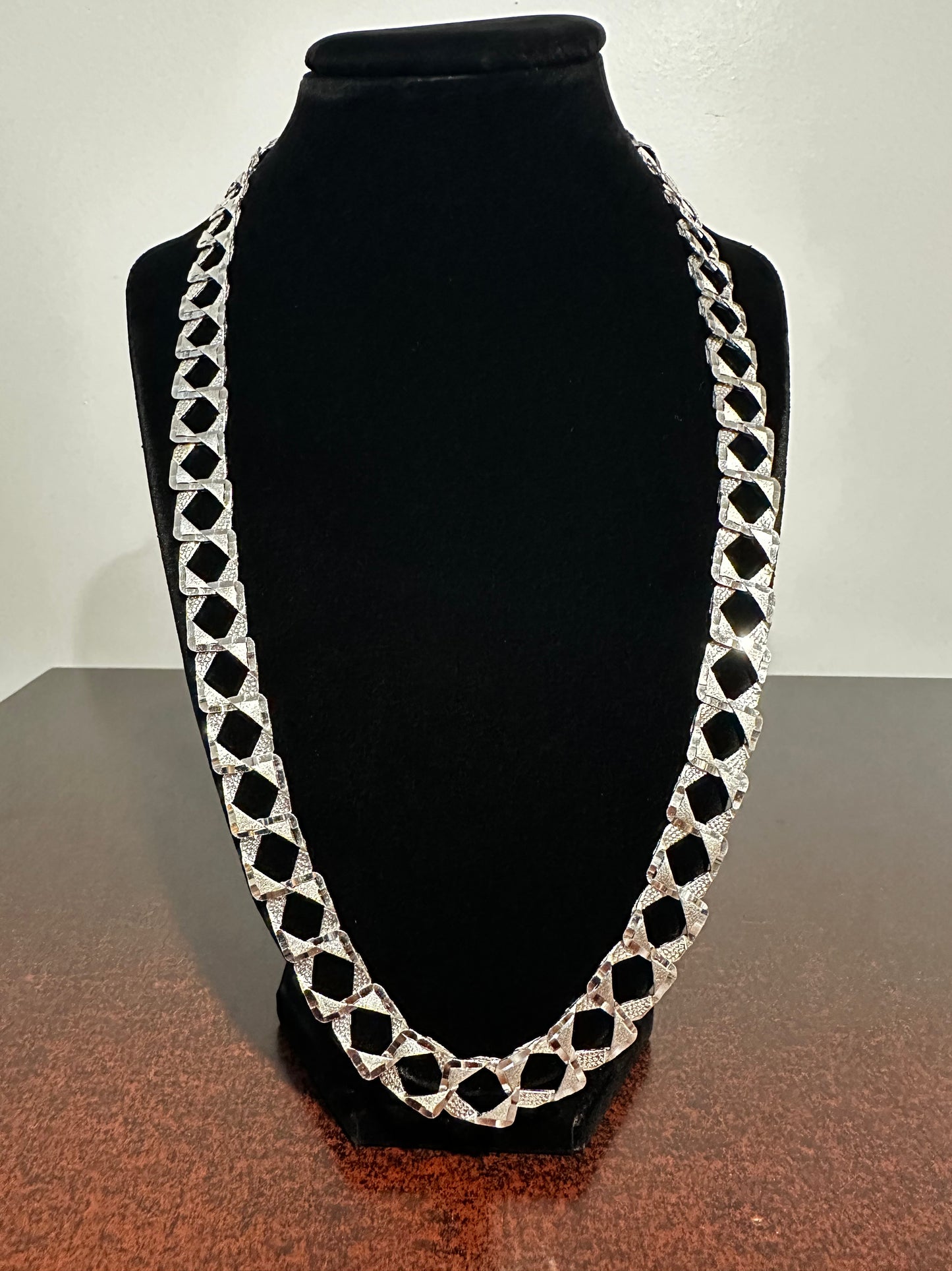 Silver Diamond Cut Chain 24”