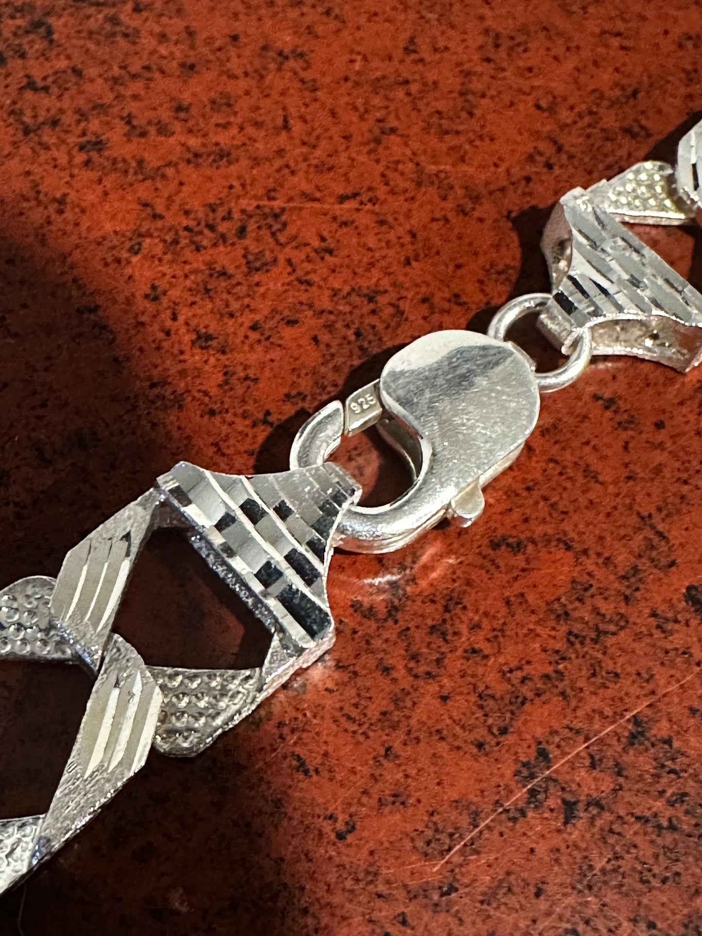 Silver Diamond Cut Chain 24”