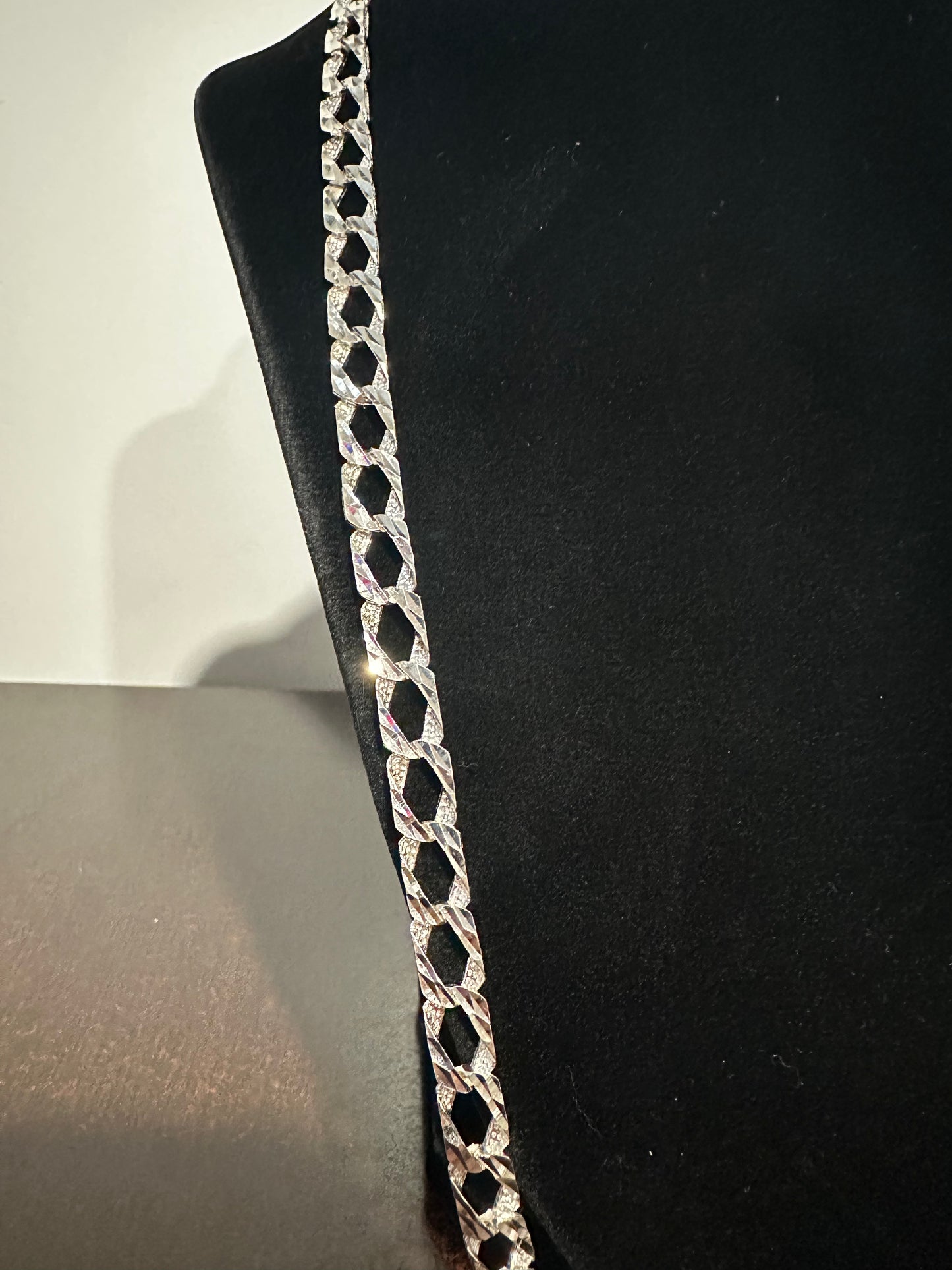 Silver Diamond Cut Chain 26”