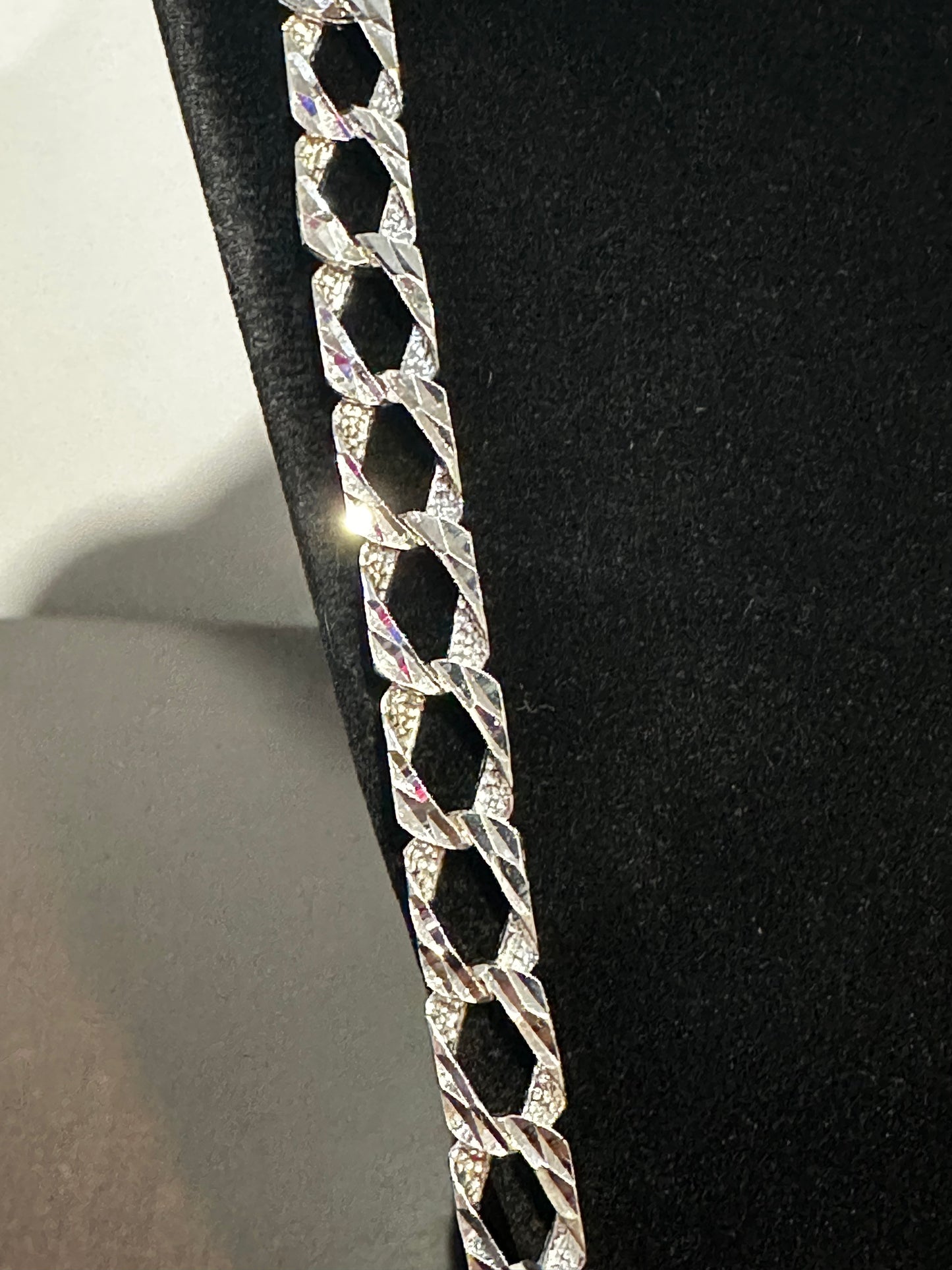 Silver Diamond Cut Chain 26”