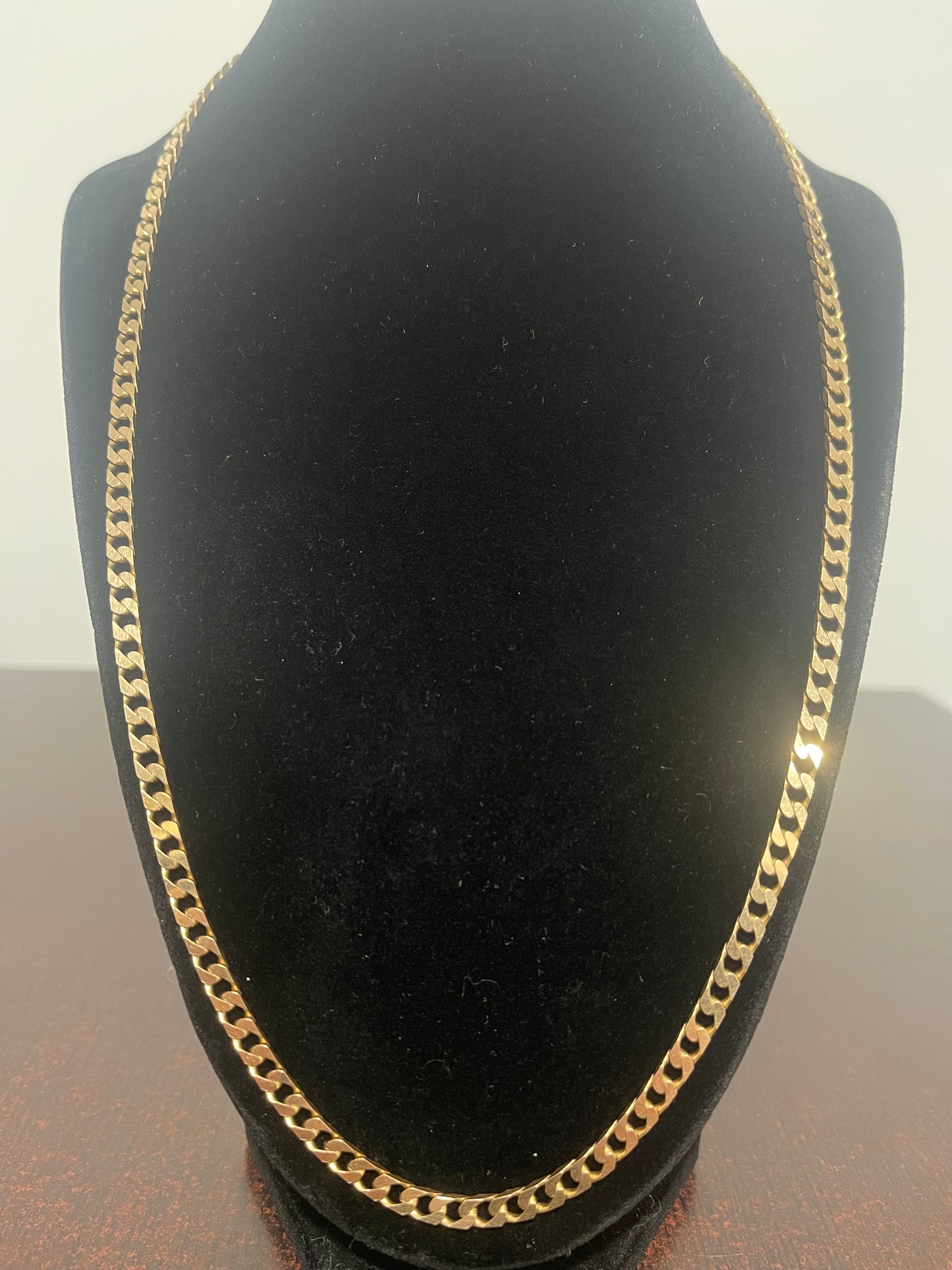 10K Solid Curb Chain 23”