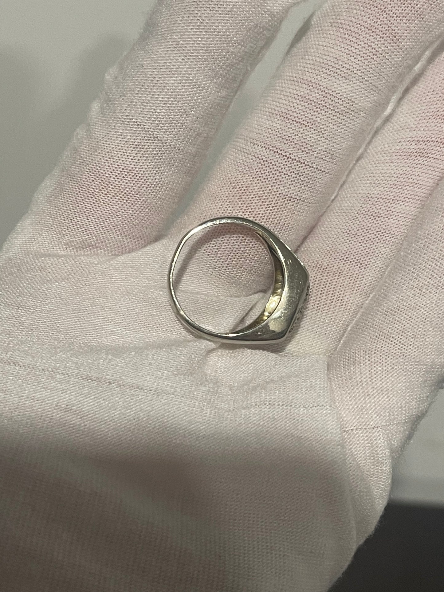 14K White Gold Diamond Ring