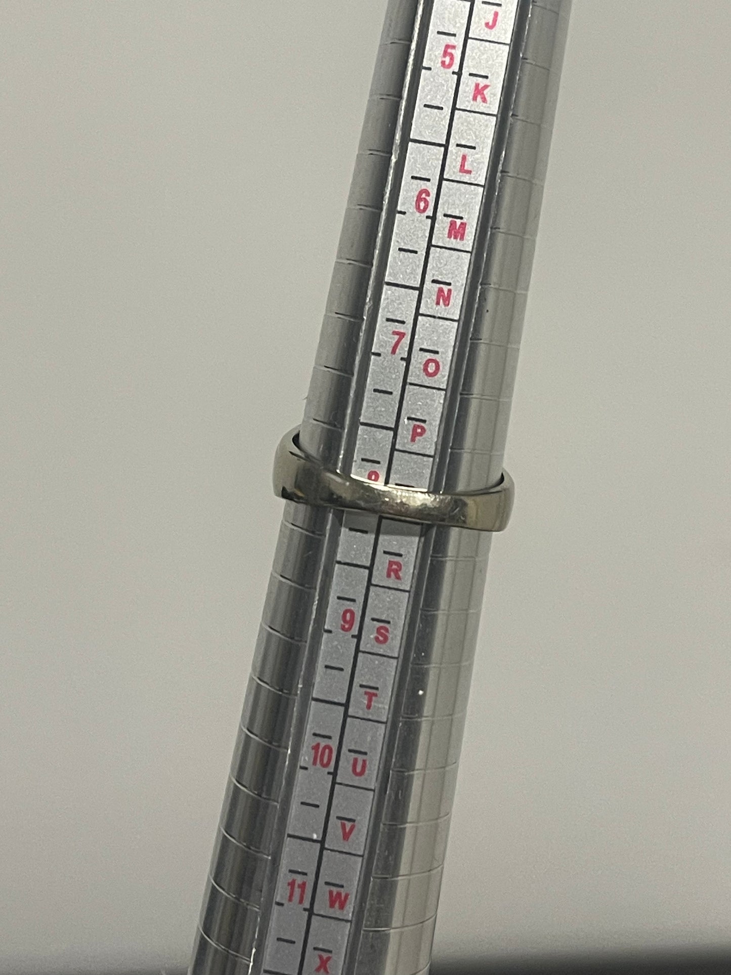 14K White Gold Diamond Ring