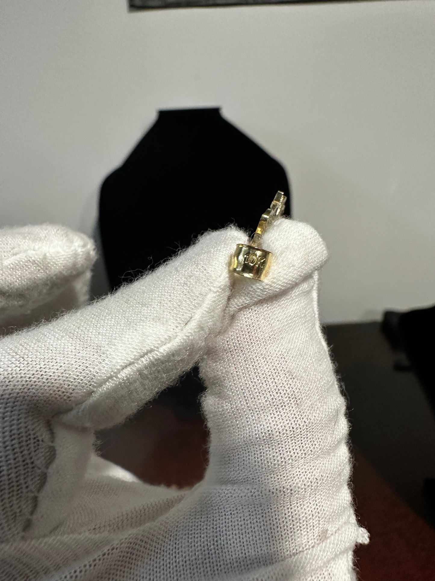 10K Nugget Style “Hello Kitty” Pendant