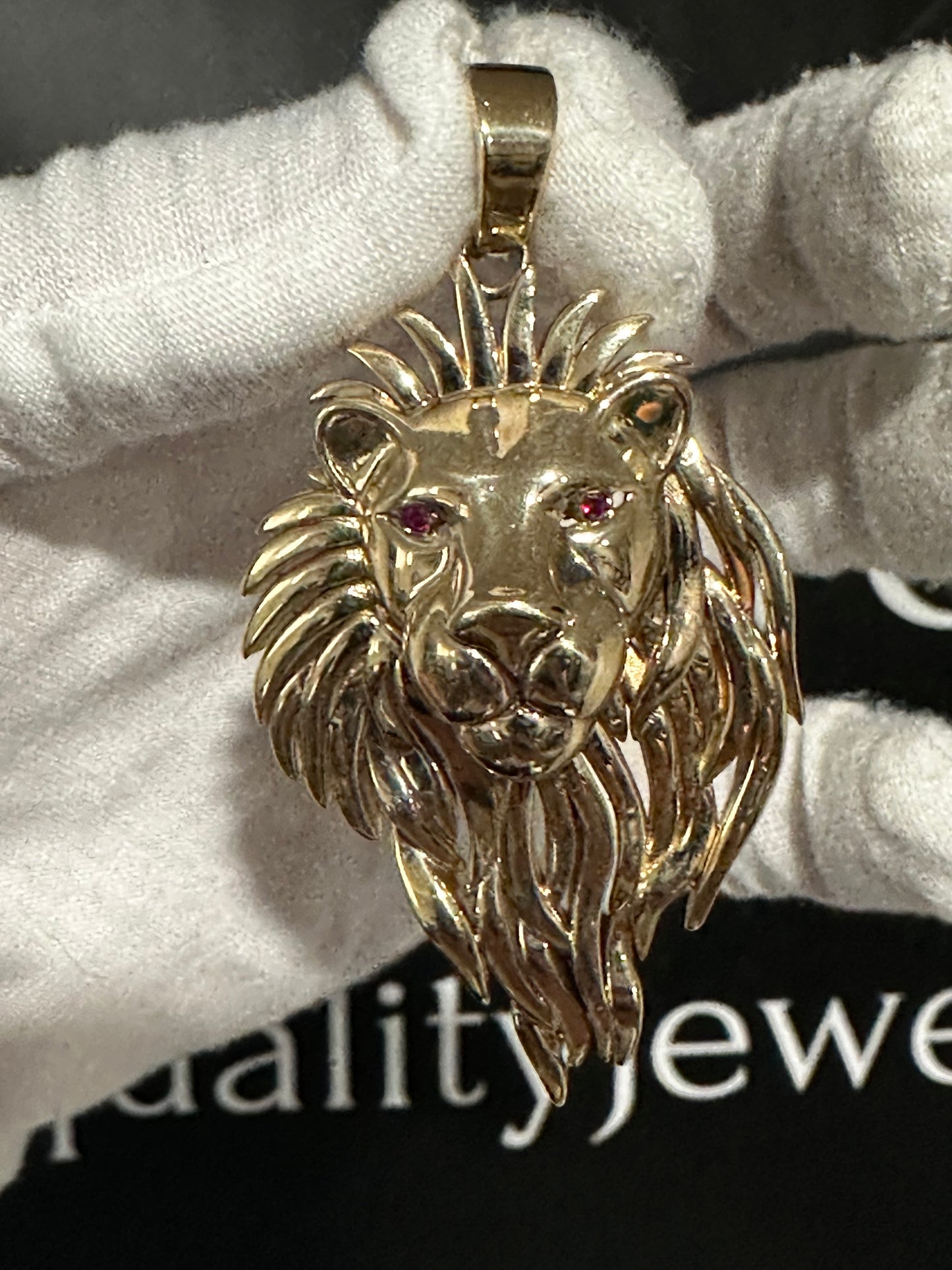10K Lion Pendant