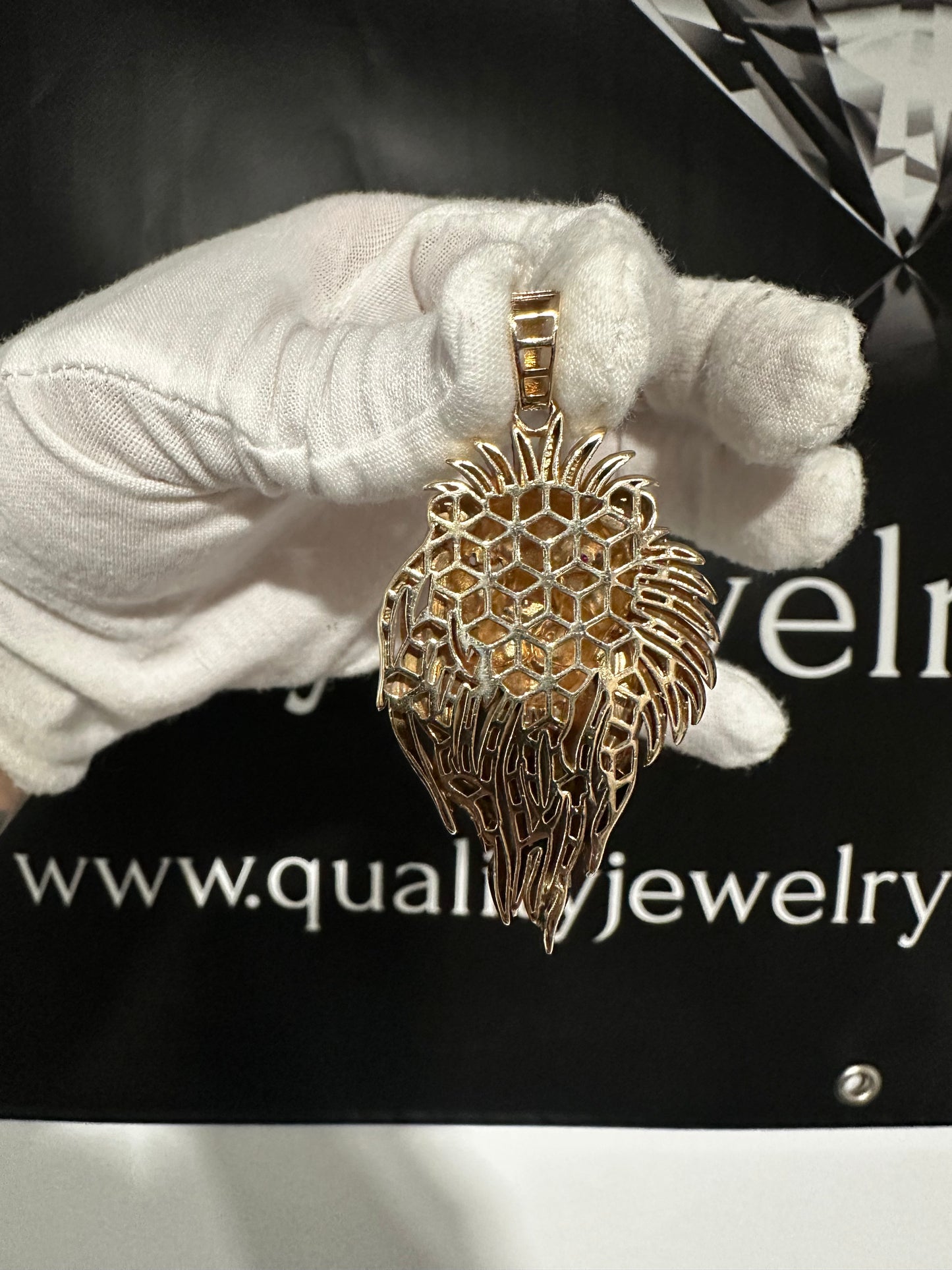 10K Lion Pendant