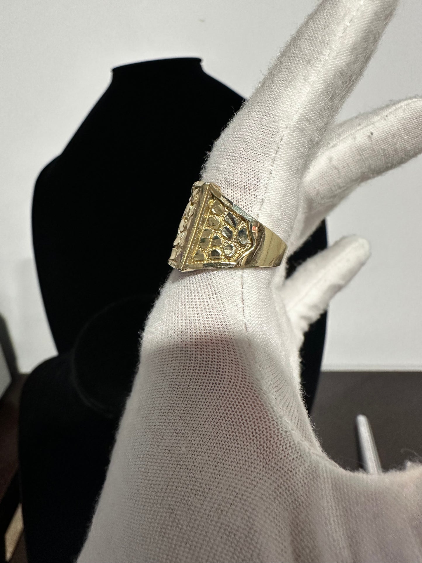 10K Nugget Ring Size 11.5