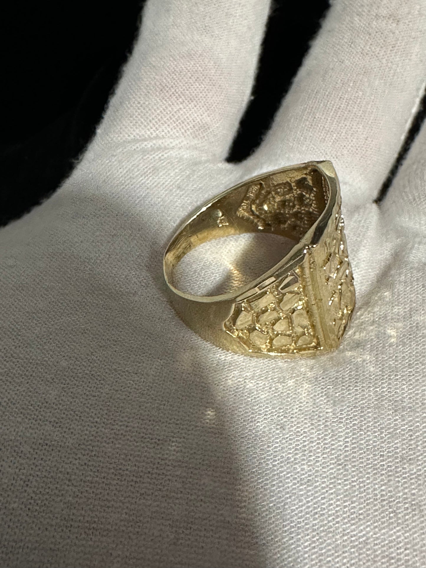 10K Nugget Ring Size 11.5