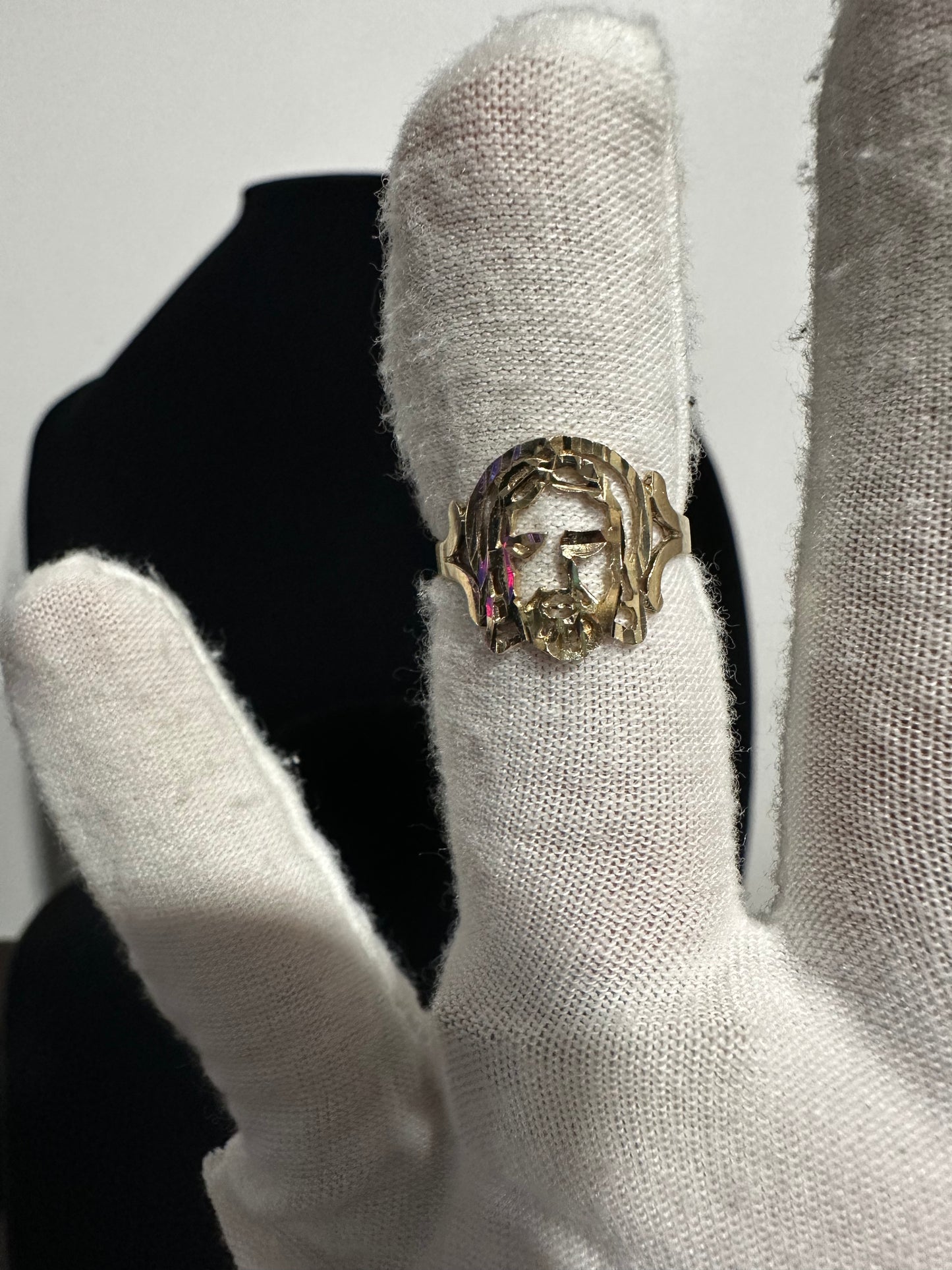 10K Jesus Ring Size 6