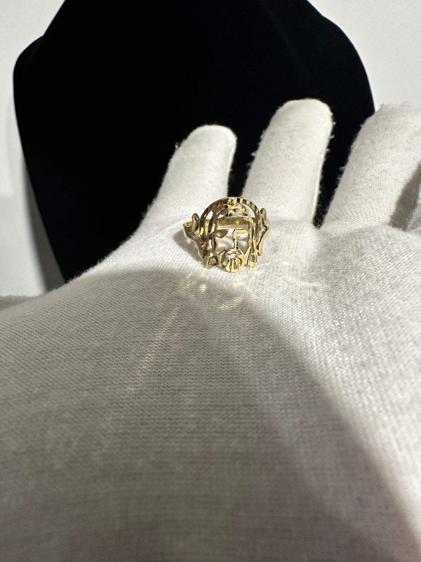 10K Jesus Ring Size 6