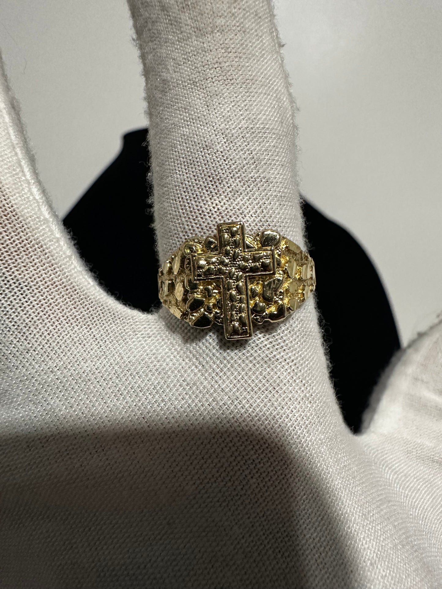 10K Gold Nugget Cross Ring Size 12.25