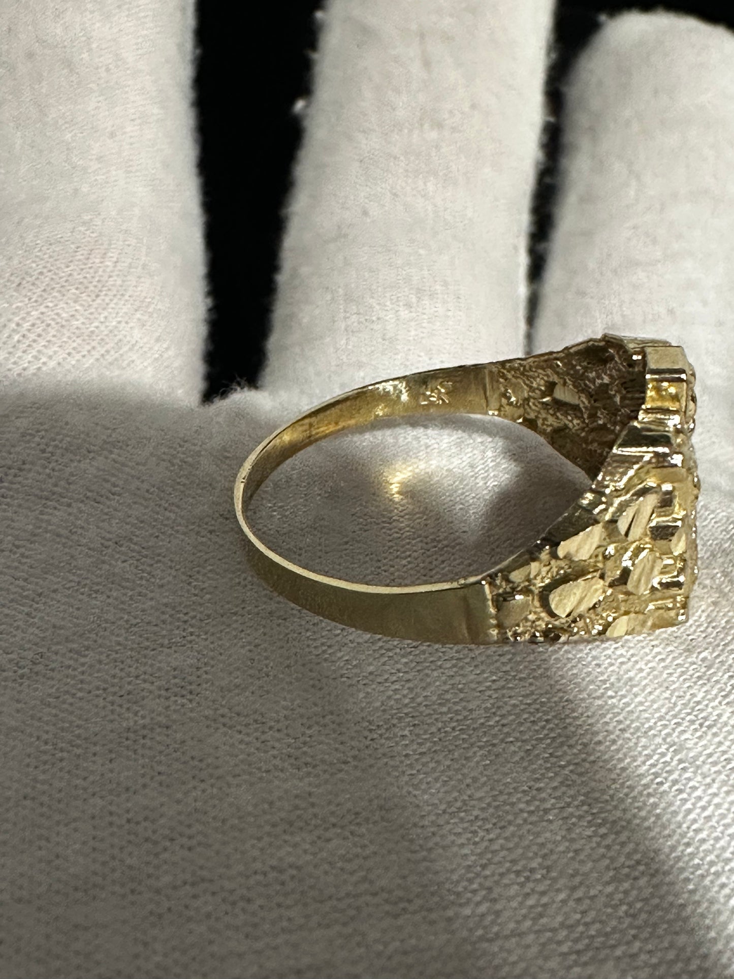 10K Gold Nugget Cross Ring Size 12.25