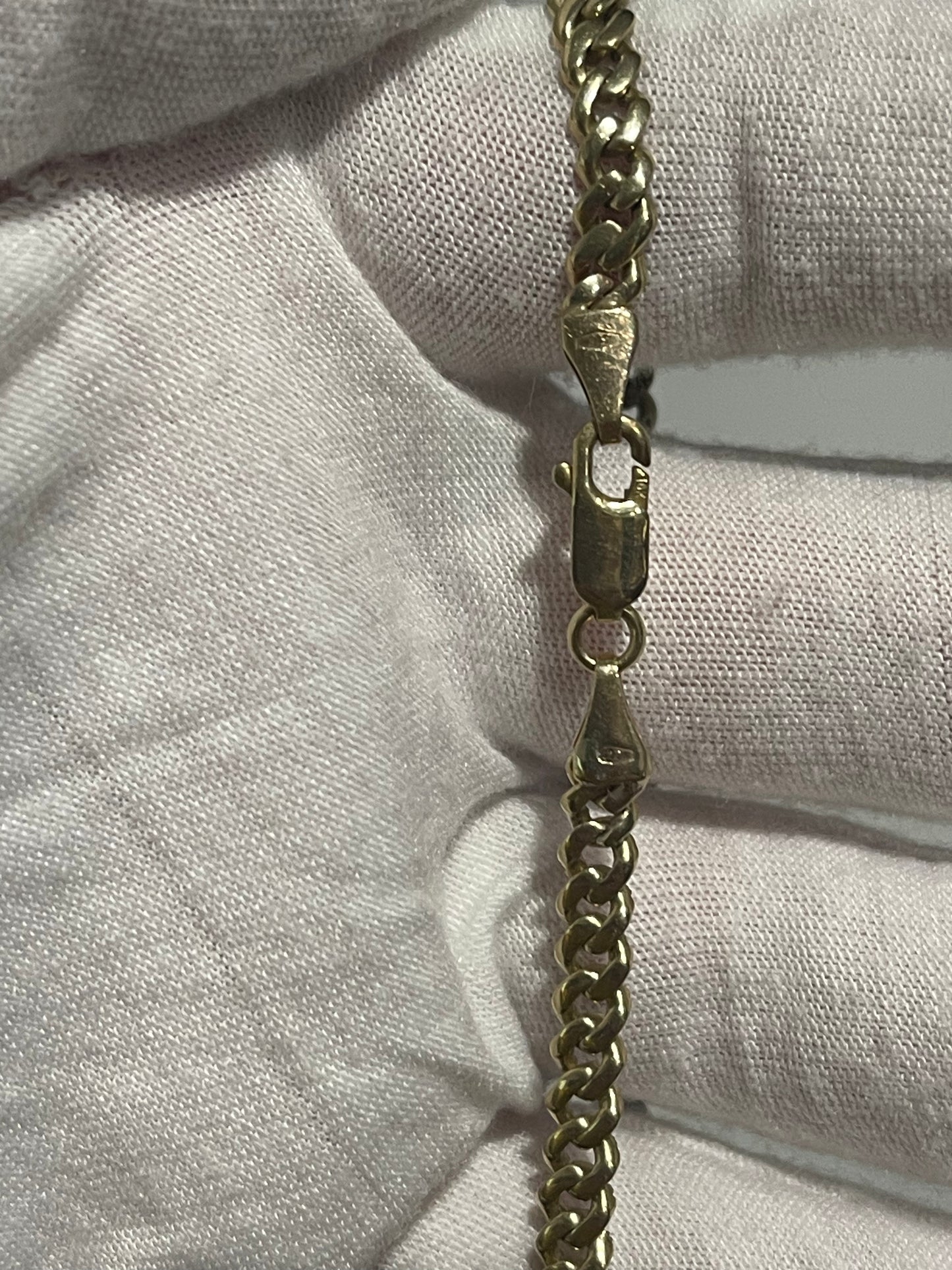 10K Bussed Down Cuban Bracelet 8”