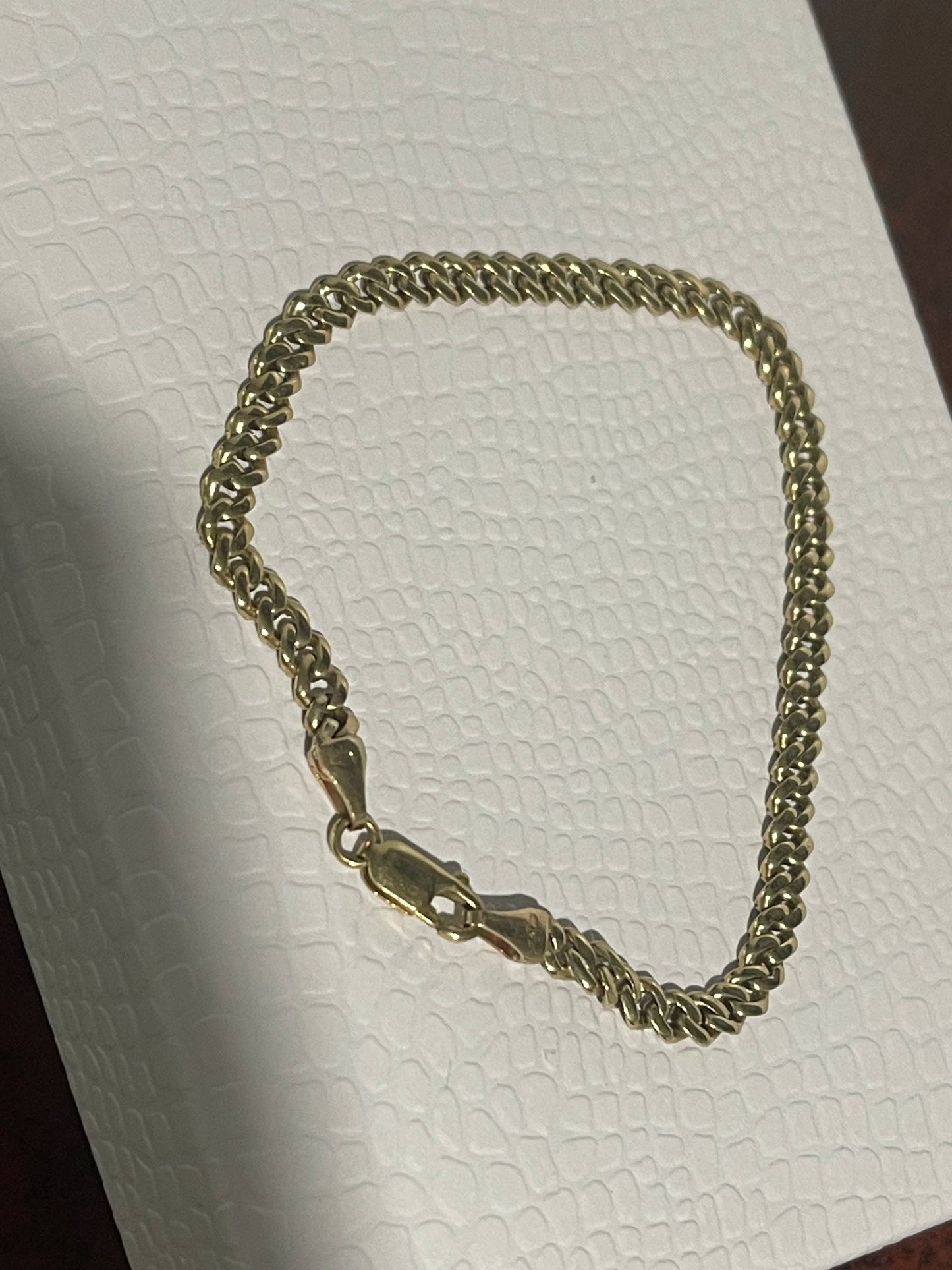 10K Bussed Down Cuban Bracelet 8”