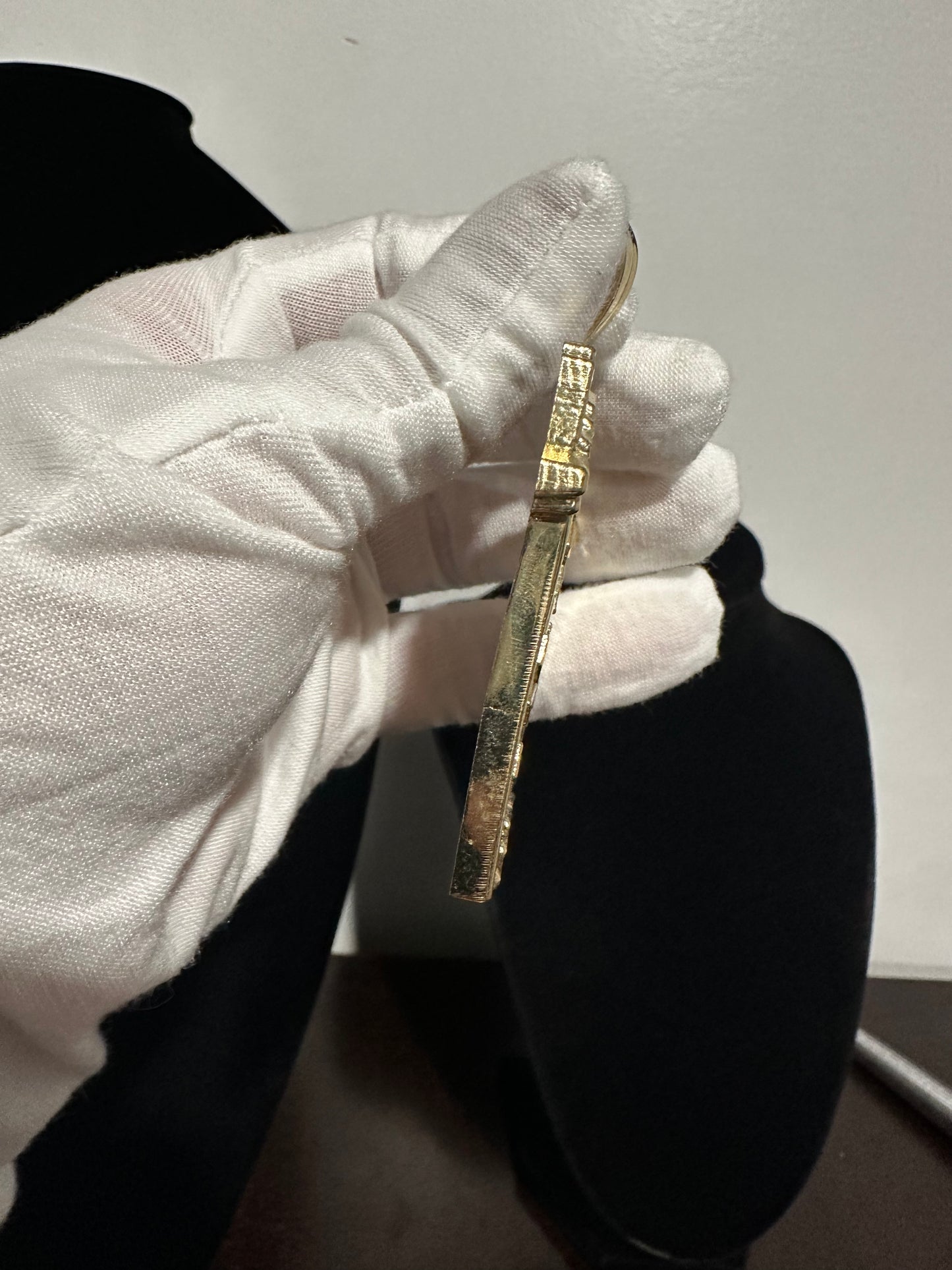 10K Large Traphouse Pendant