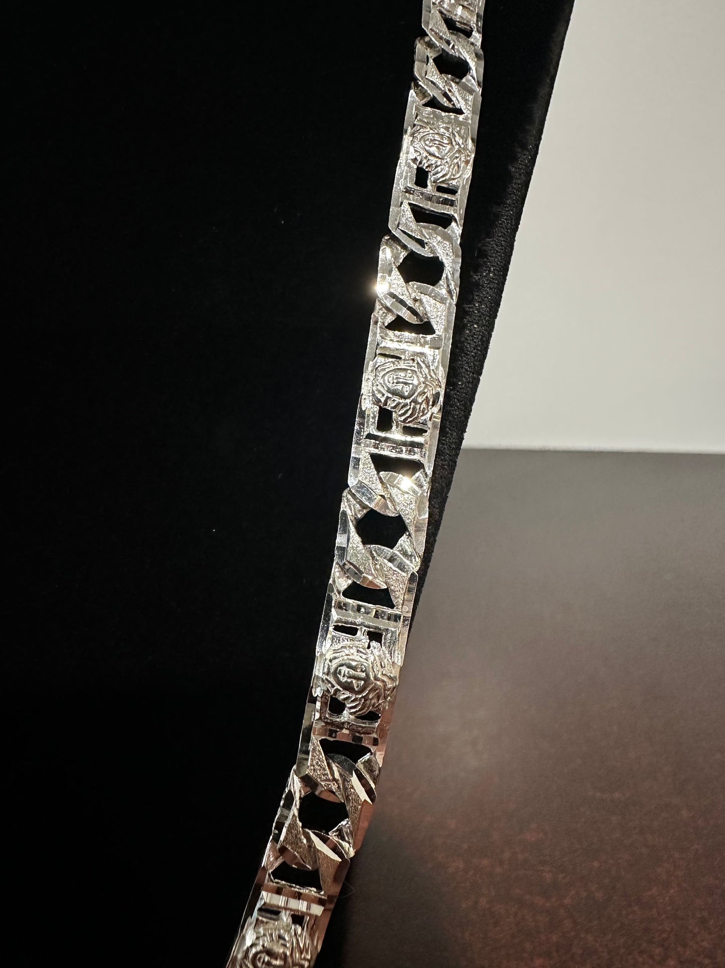 Silver DC Medusa Chain 24”