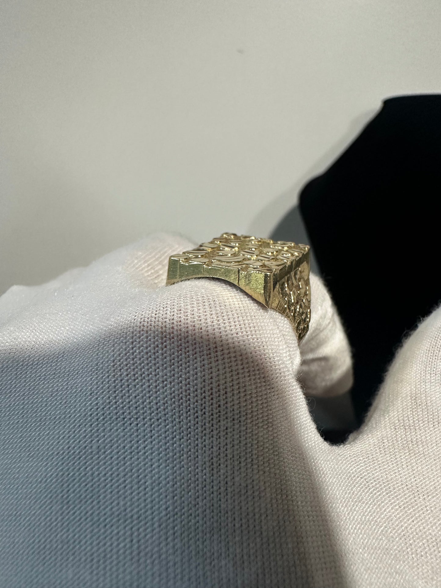 10K Large Nugget Ring Size 12.75